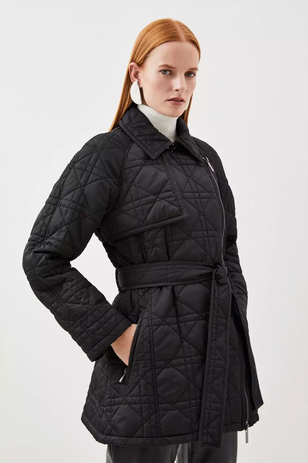 ESPRIT - When the temps drop, it's time to layer up. Lono's mix: padded  trench coat and a light quilted jacket. Get the style! Trench coat:   Quilted jacket:   Denim