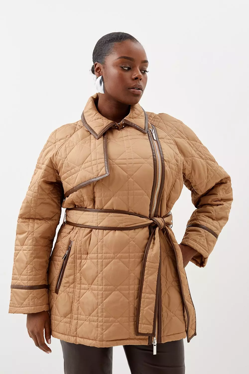 Plus Size Diamond Quilt Contrast Binding Short Trench Coat | Karen