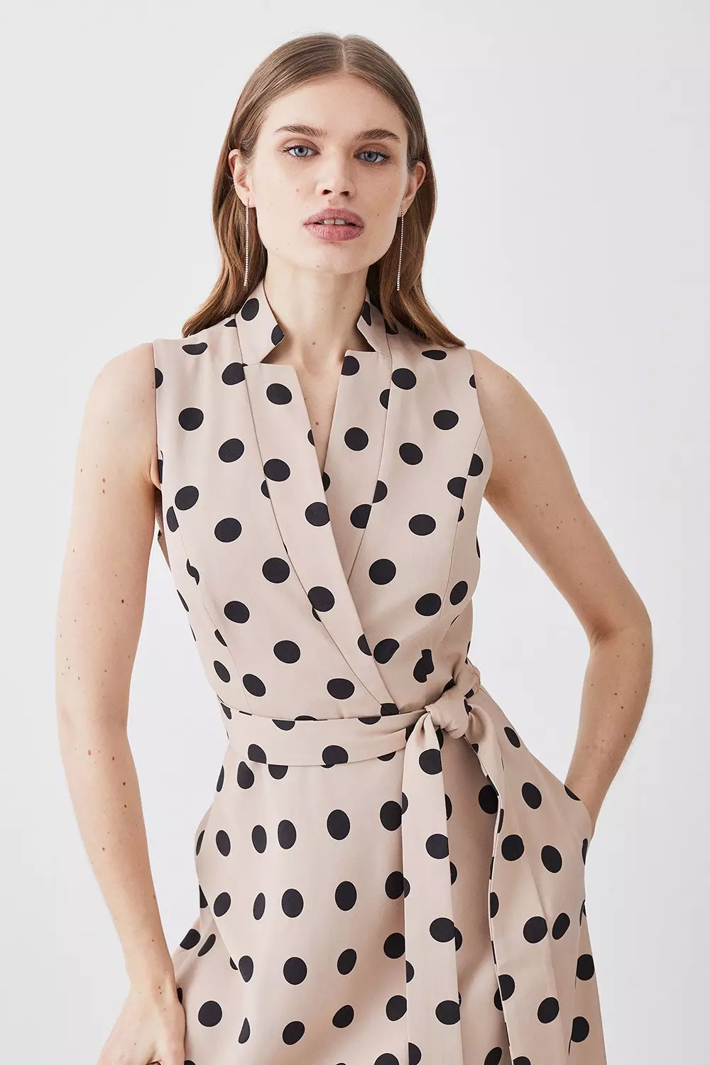 Polka dot shop linen dress