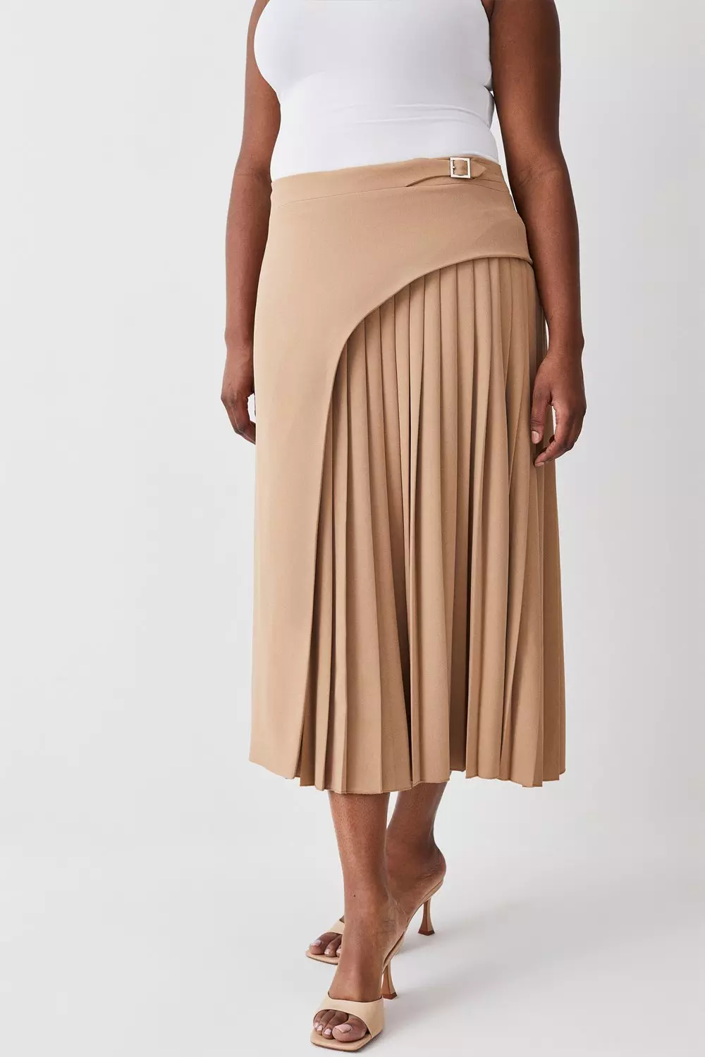 Plus Size Buckle Detail Pleated Midi Skirt