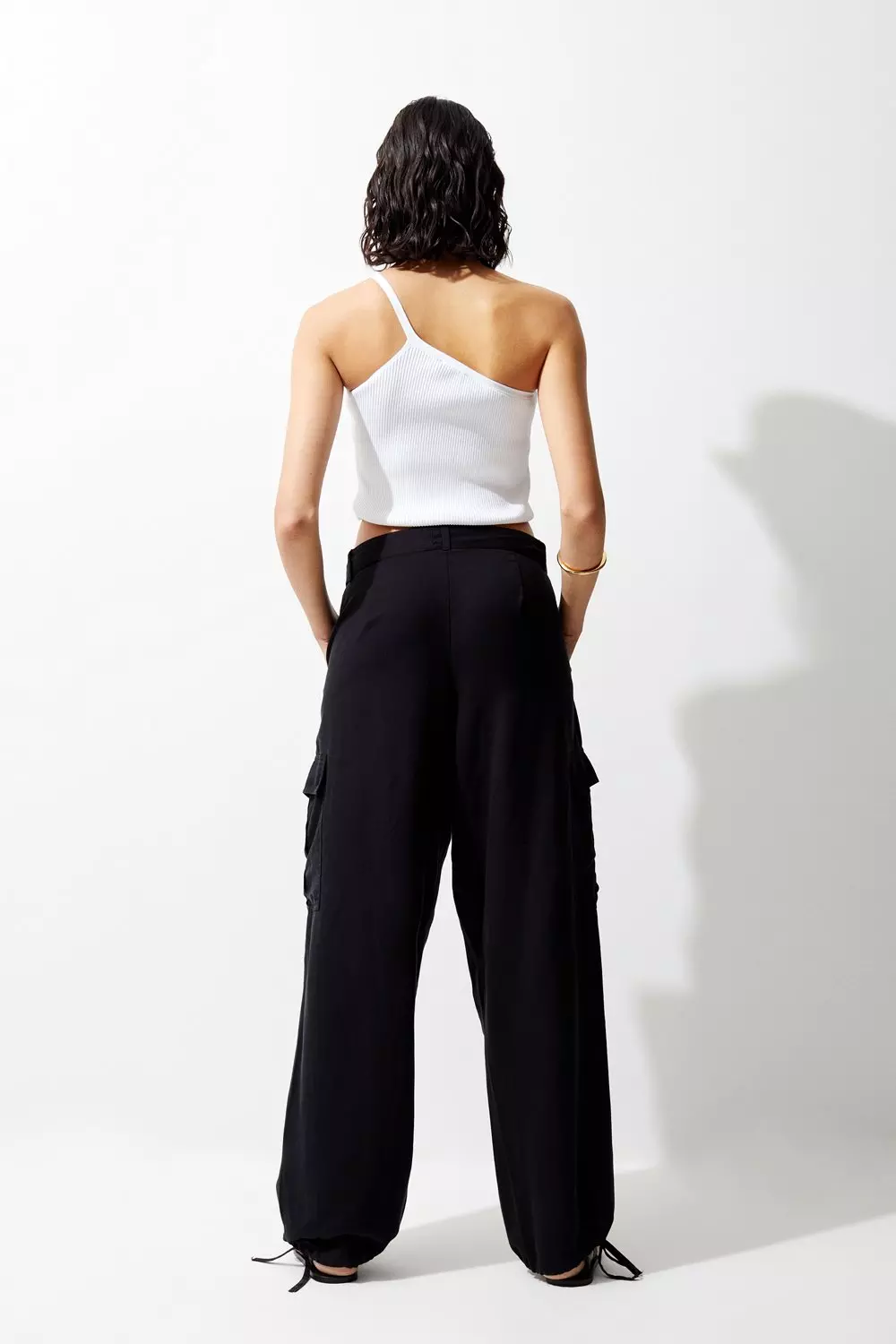 ELOY BELTED CARGO WIDE LEG PANTS (BLACK)