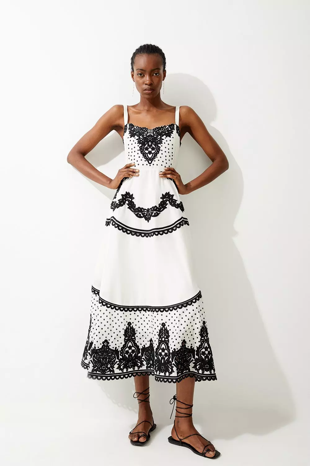 Karen millen embroidered 2025 lace midi dress