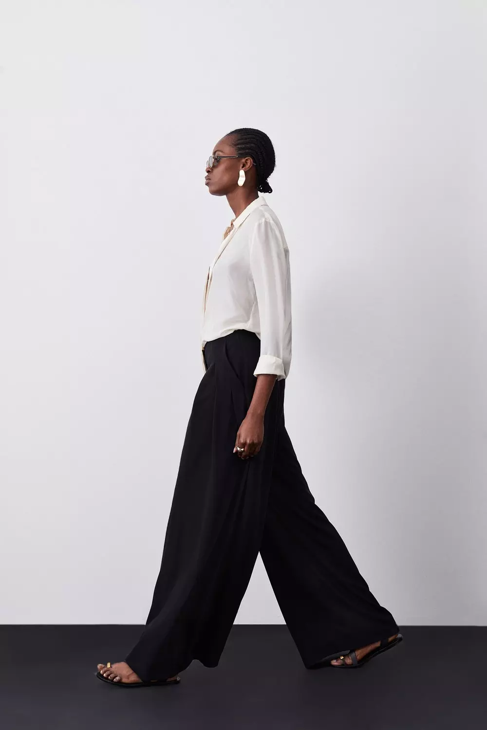 Soft Tailored Pleated Wide Leg Trouser