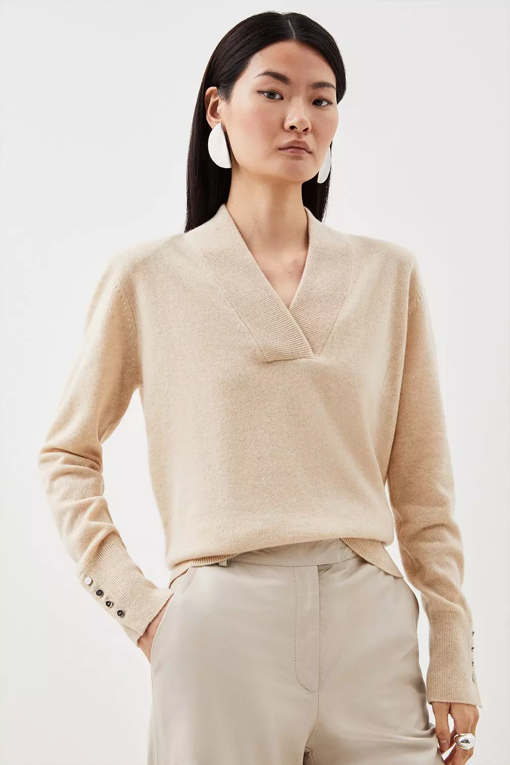 Oatmeal v hot sale neck jumper