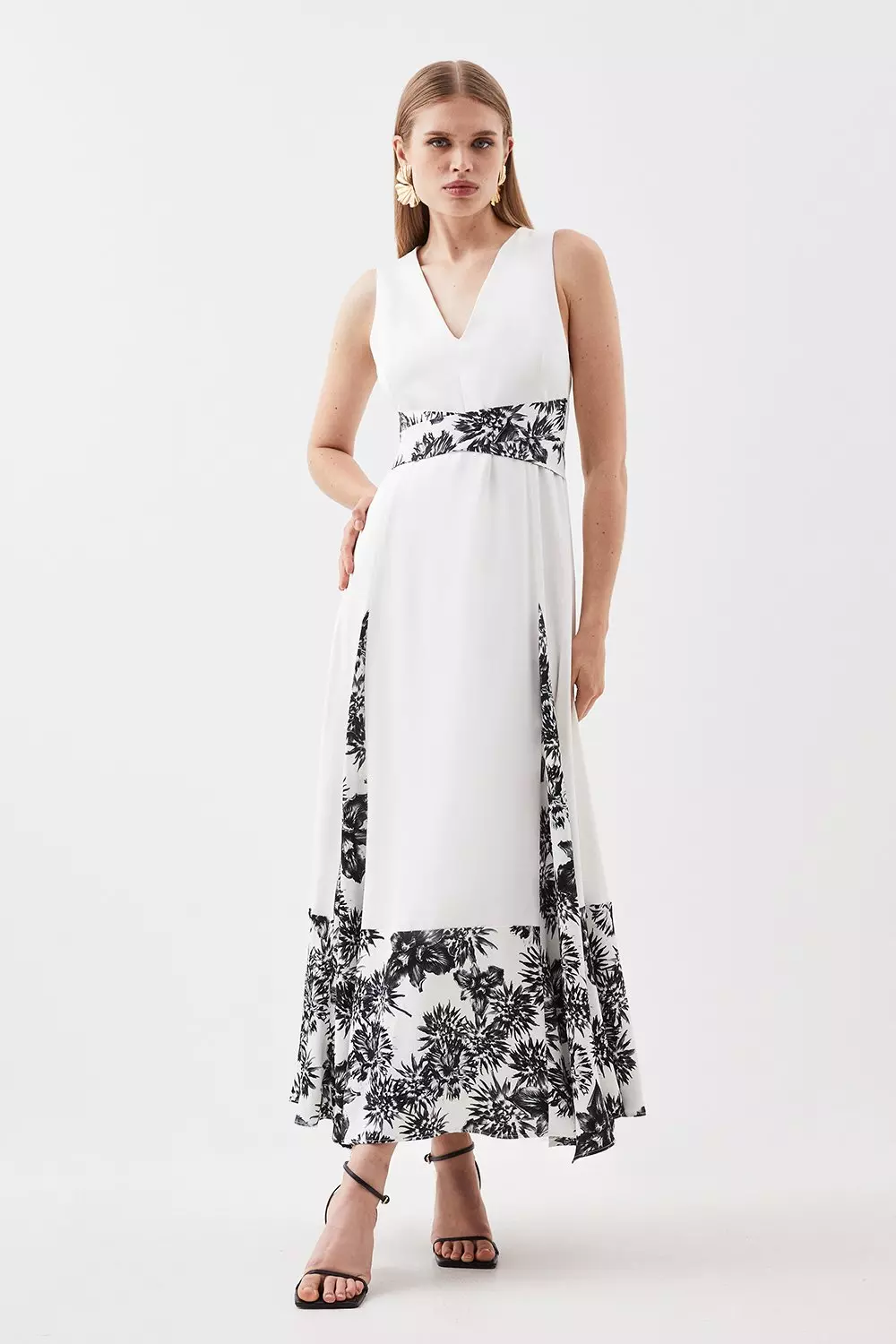 Satin Back Crepe Floral Blocking Pleated Maxi Dress