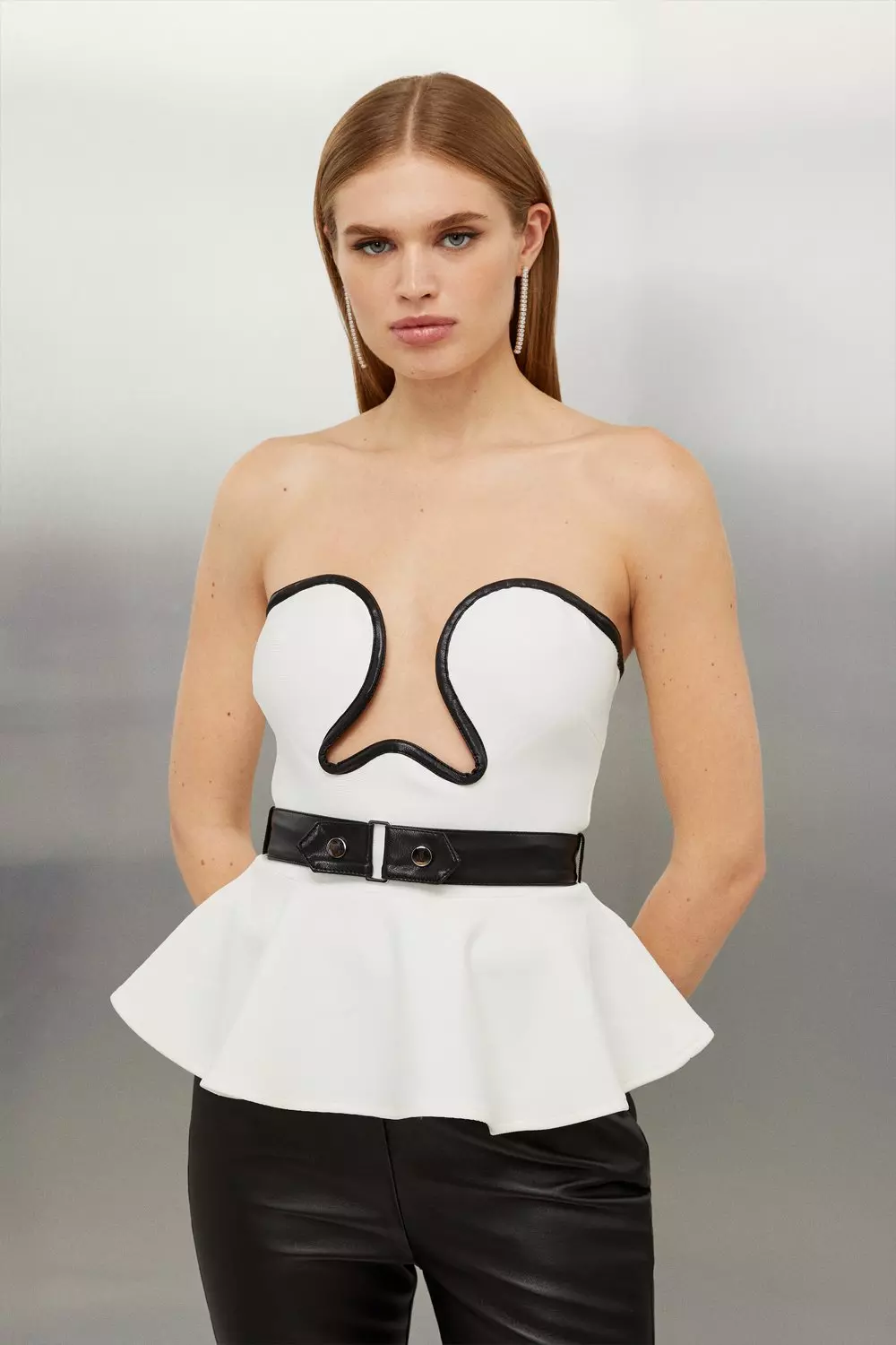 Stylish Strapless Tops for Women  Crop, Corset & Tube Varieties