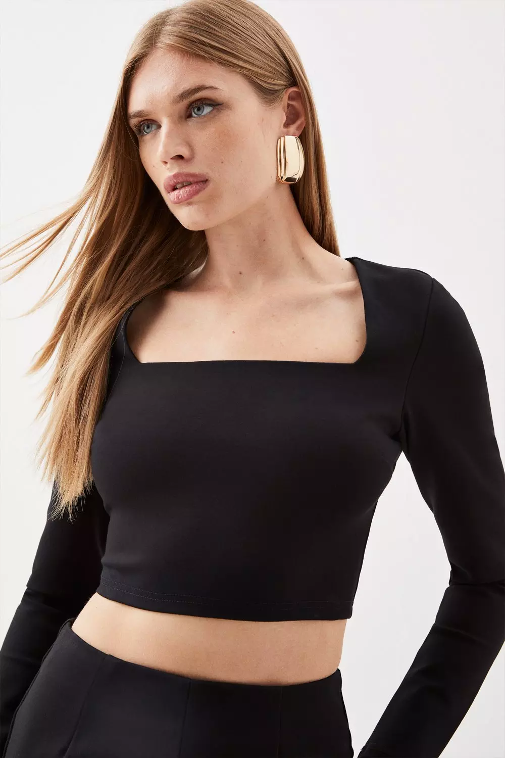 Elegance Women's Black Sqare Neck Crop Top Long Sleeve