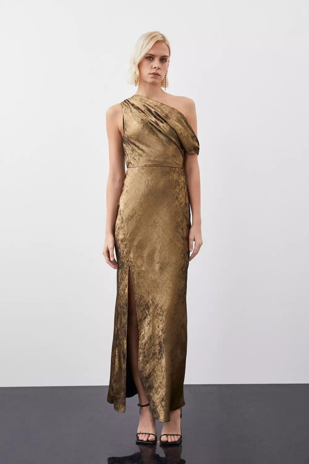 Ruched gold clearance dress