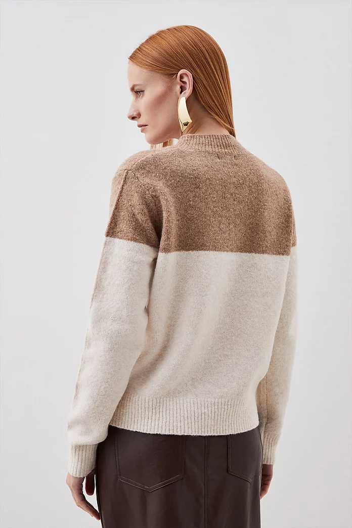 Wool Blend Lofty Knit Wool V Neck Color Block Sweater | Karen Millen