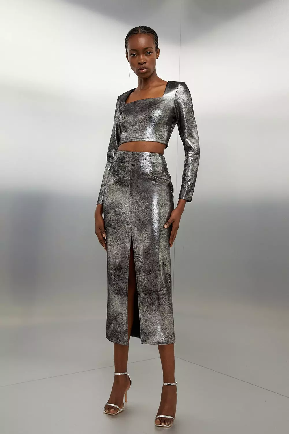 Metallic 2025 skirt top