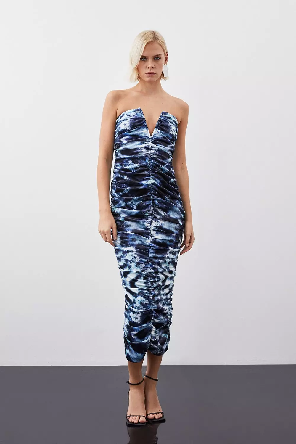 Karen millen blue outlet strapless pencil dress