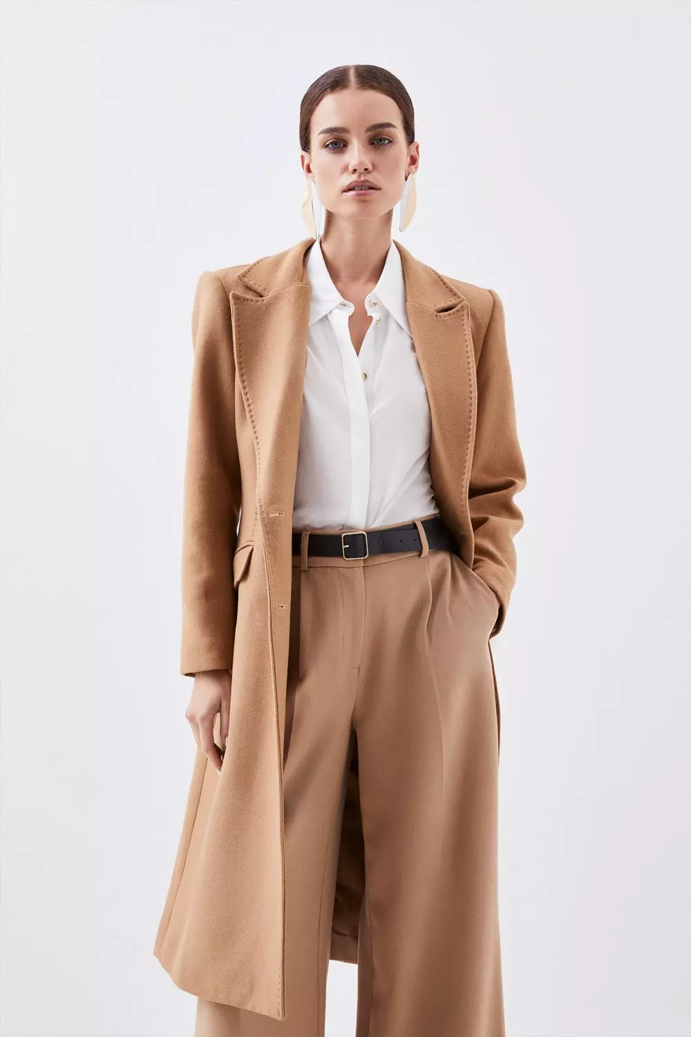 Fitted duster outlet coat