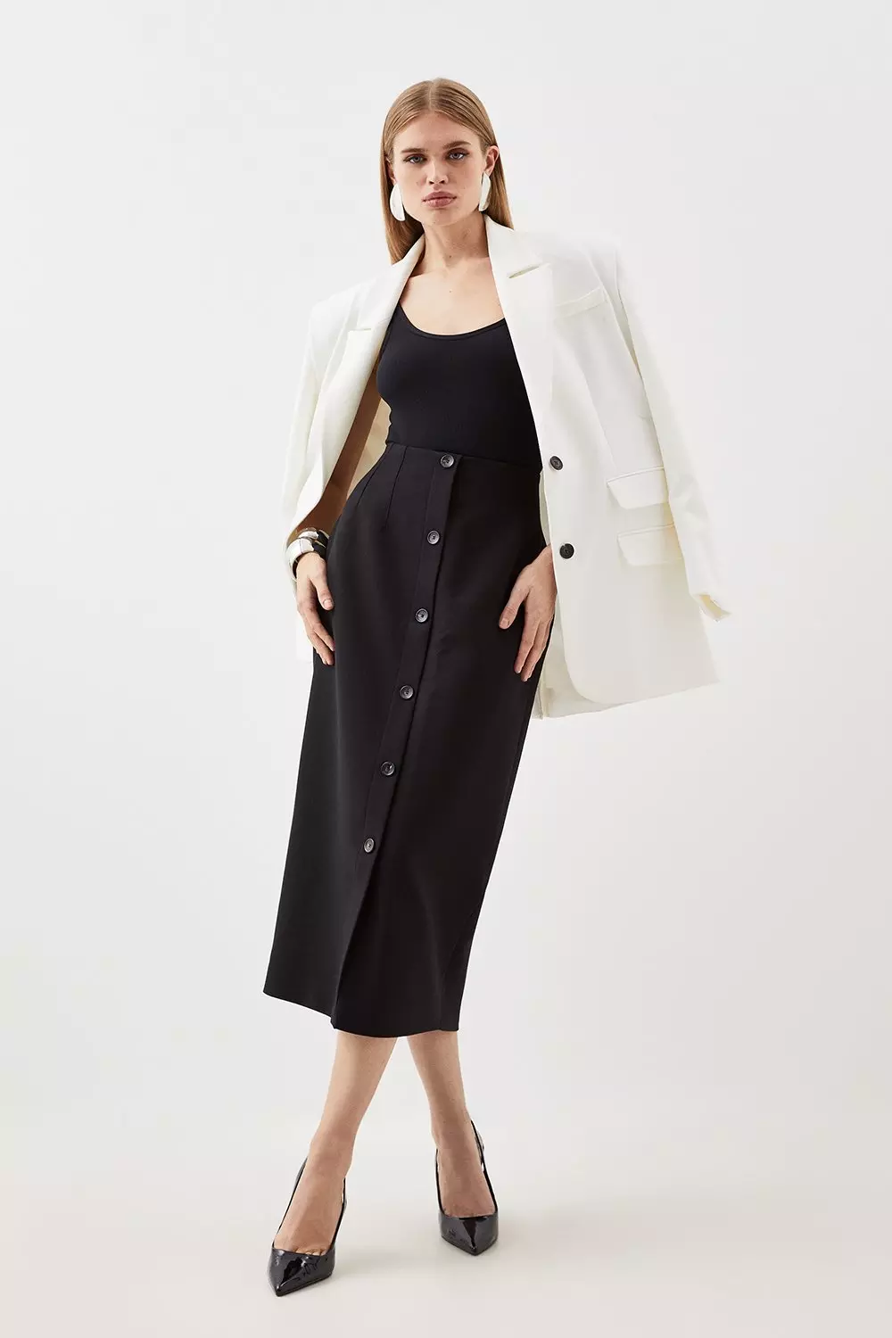 Tailored pencil outlet skirt