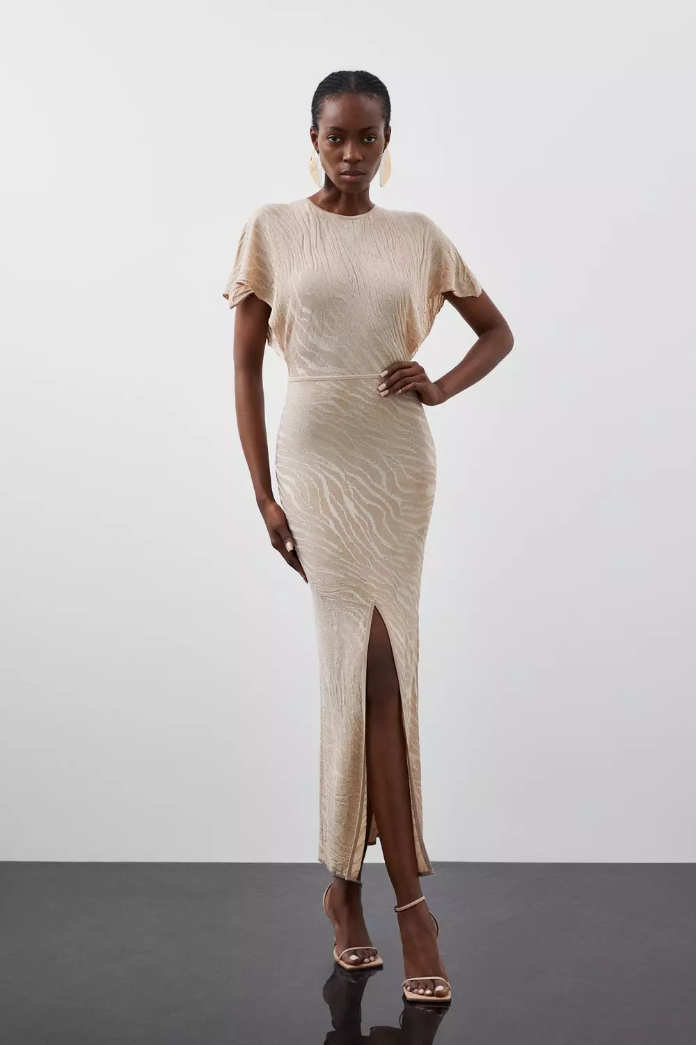 Austin jacquard angel hot sale sleeve maxi dress