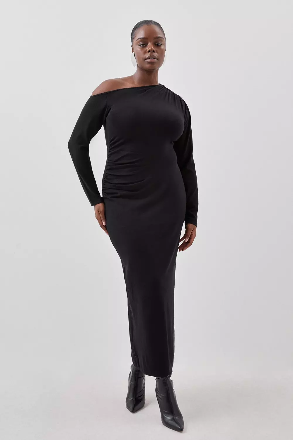 Black ruched 2024 knit dress