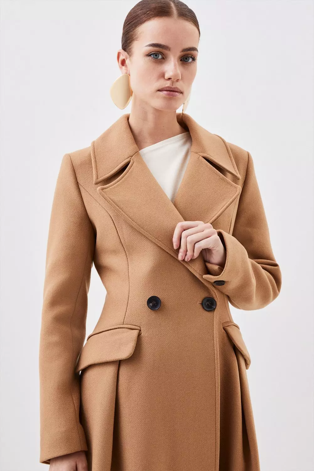 Skirted store wool coat