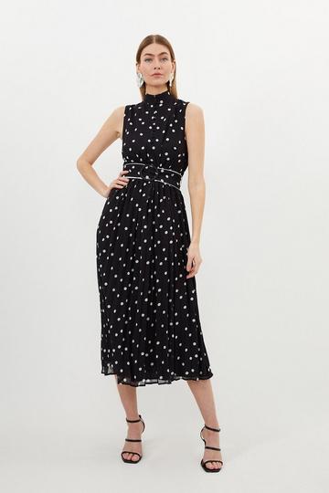 Black Pleated Contrast Georgette Spot Woven Maxi Dress