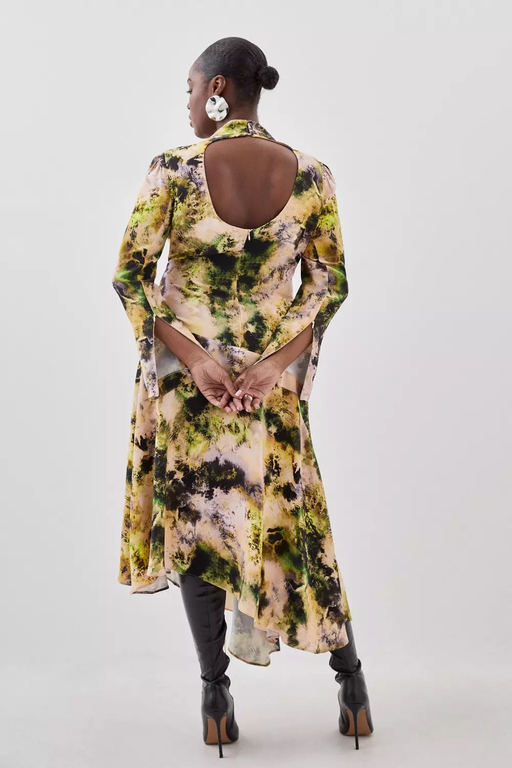 Black plus size dress with abstract print