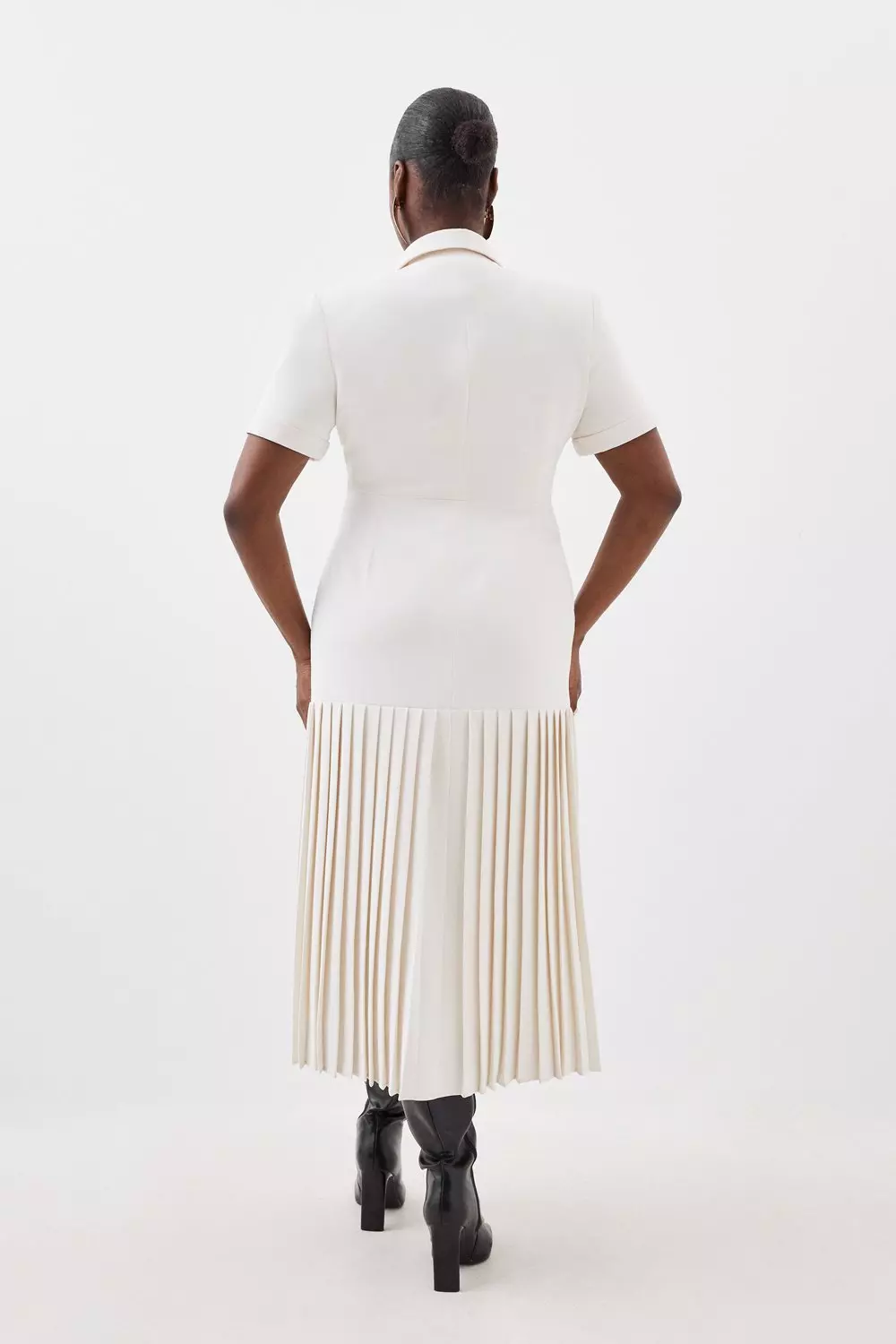 White pleated outlet skirt size 16