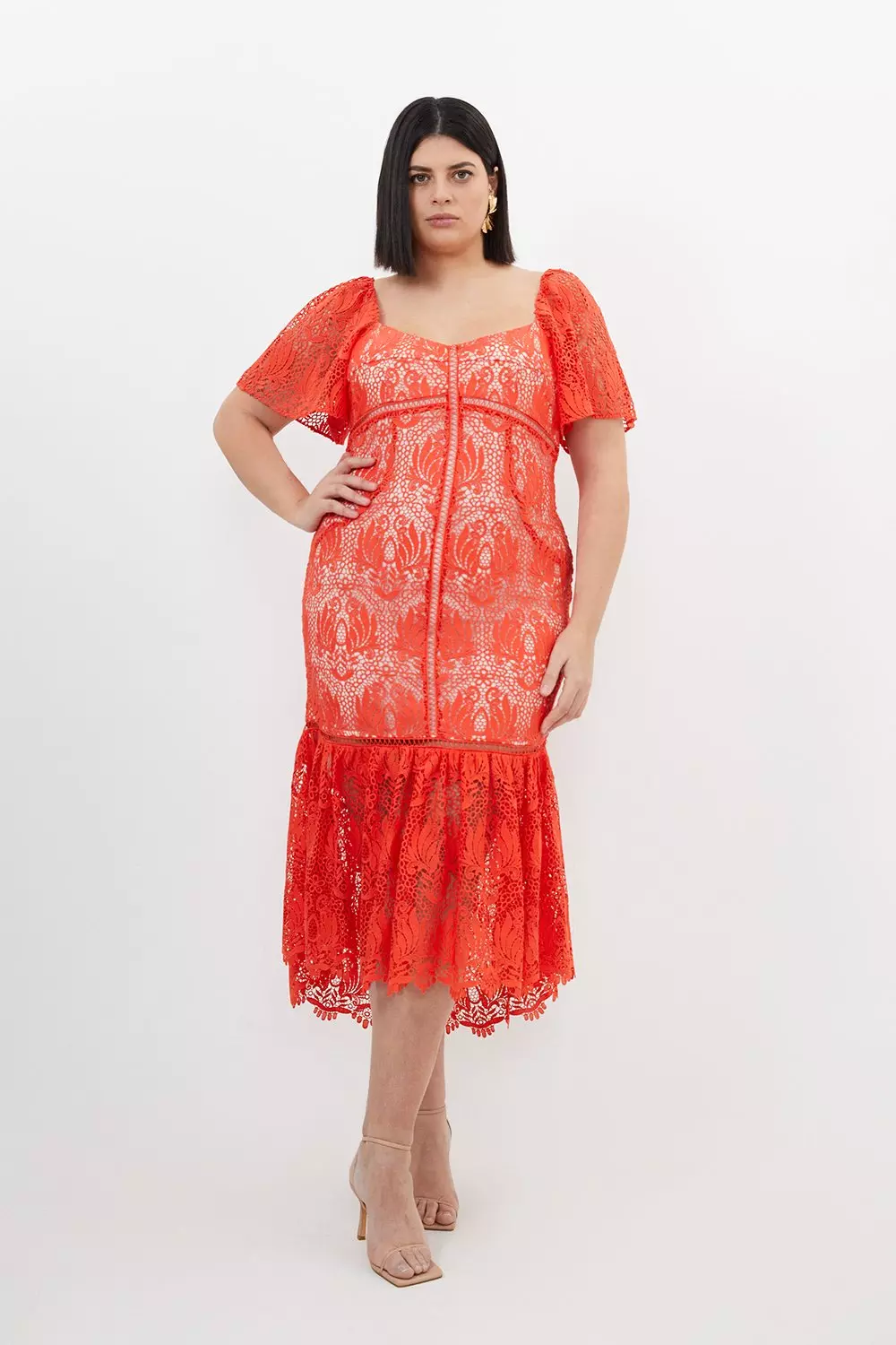 Plus size red hotsell lace dress with sleeves