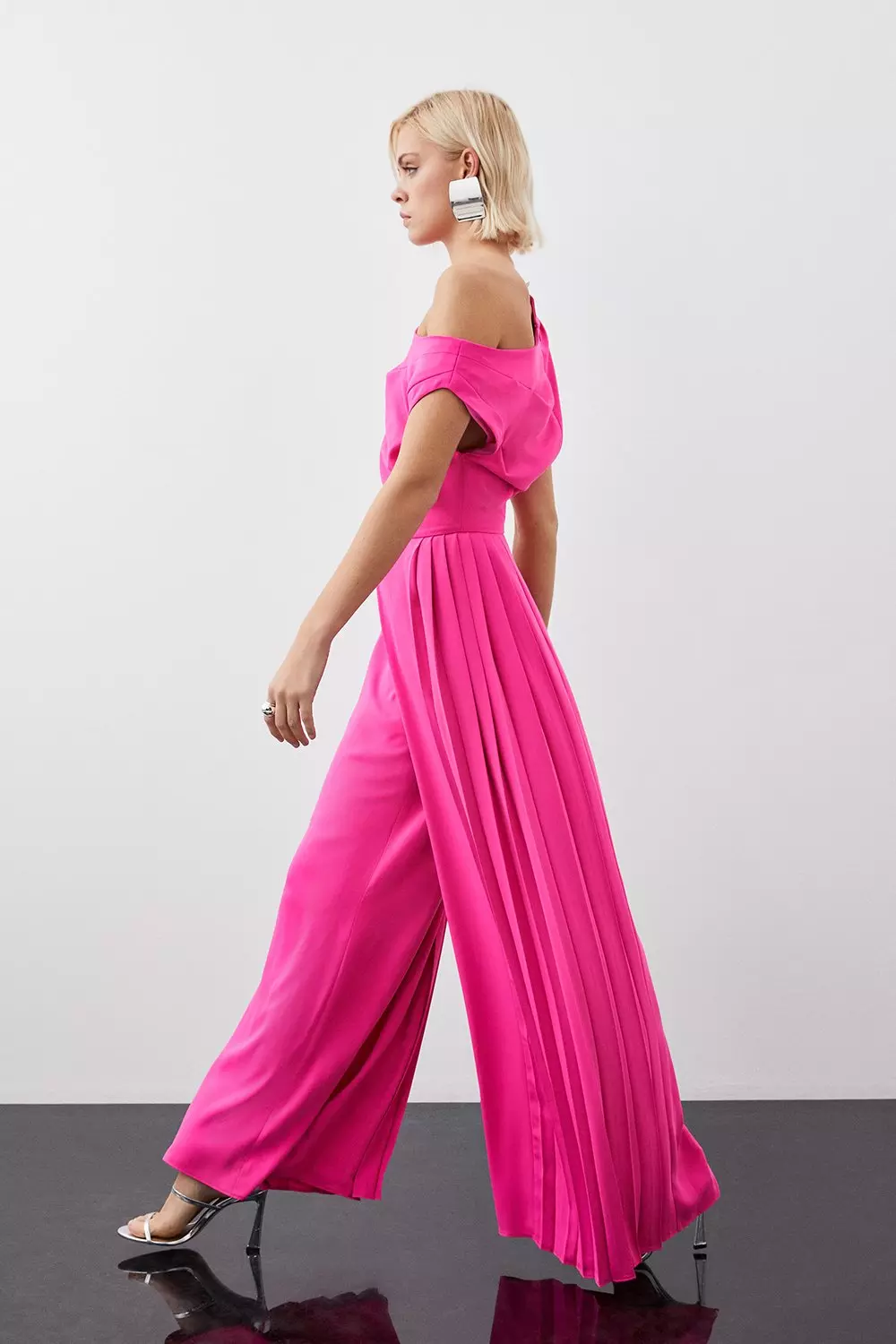 Petite Soft Tailored Off Shoulder Pleat Detail Jumpsuit