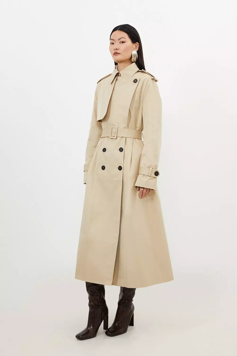 Full skirt trench clearance coat