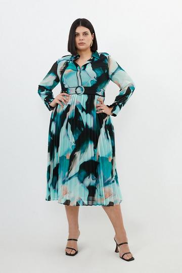 Plus Size Scattered Floral Print Pleated Split Maxi Dress
