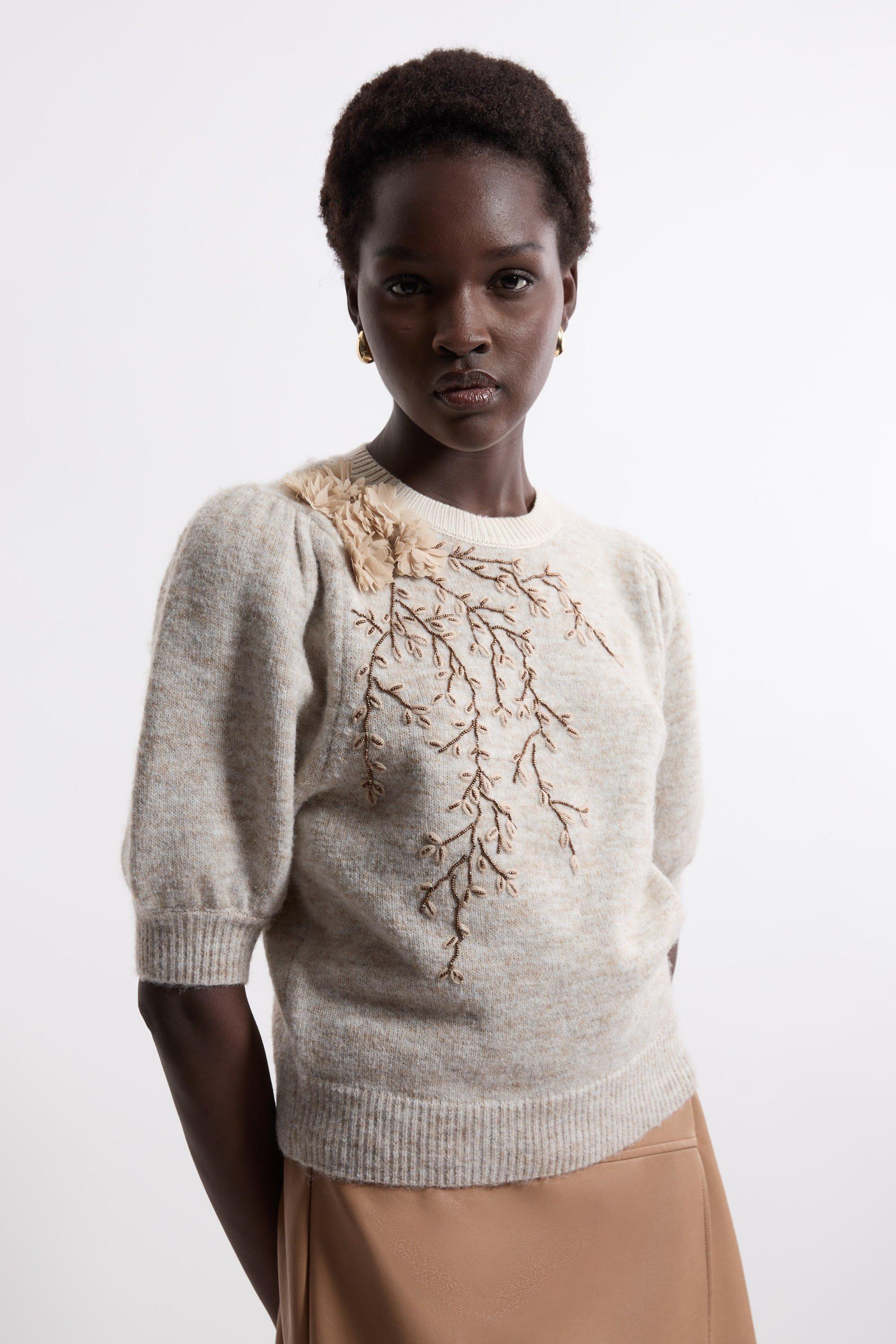 Flower And Beaded Puff Sleeve Knit Tee – Ivory