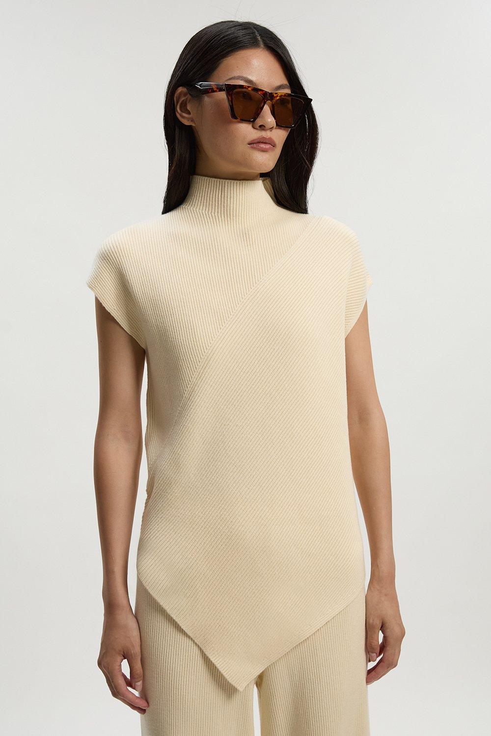Soft Ribbed Asymmetric Hem Knitted Top - Cream