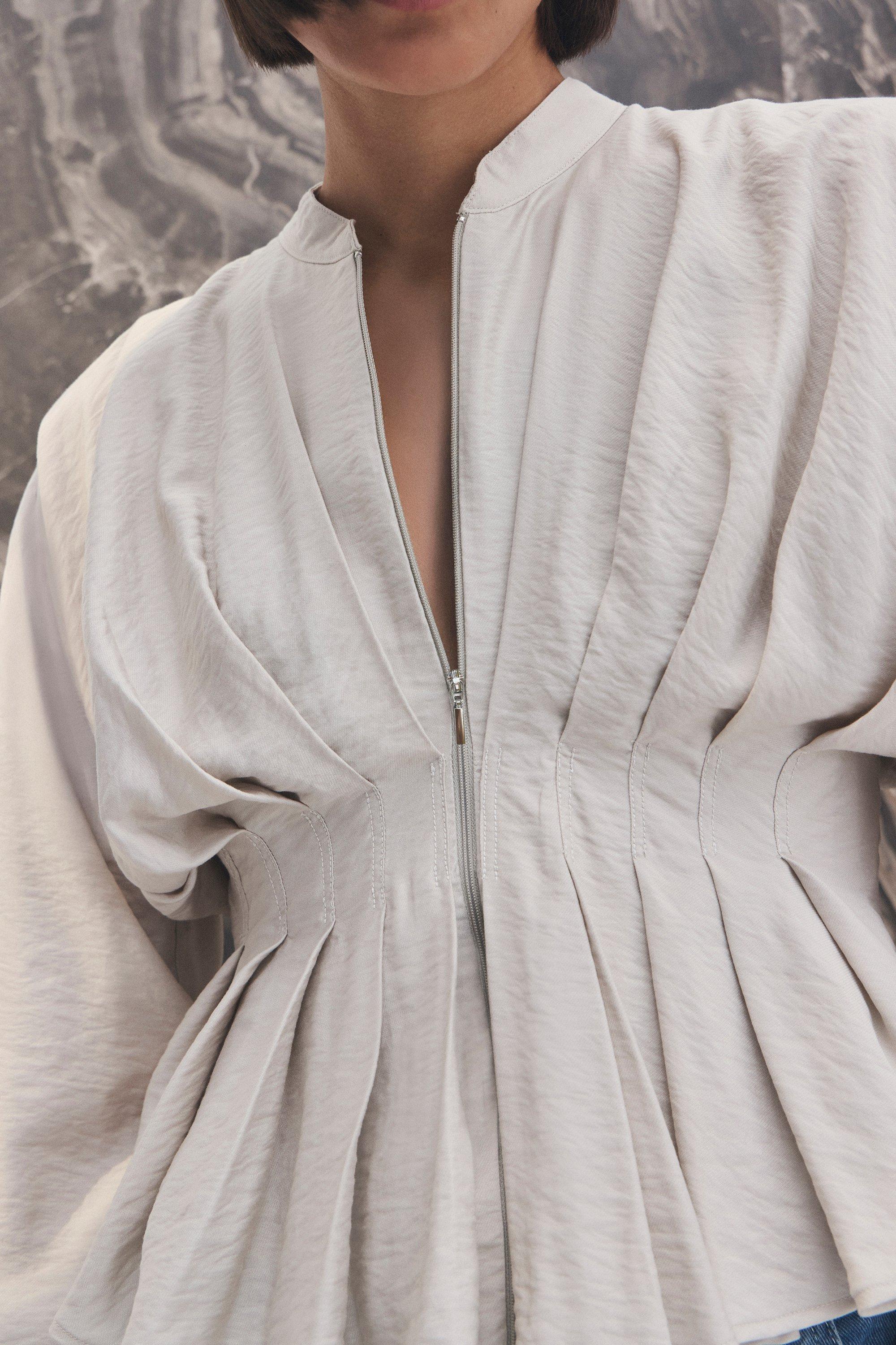 Pleated Detail Woven Jacket - Brown