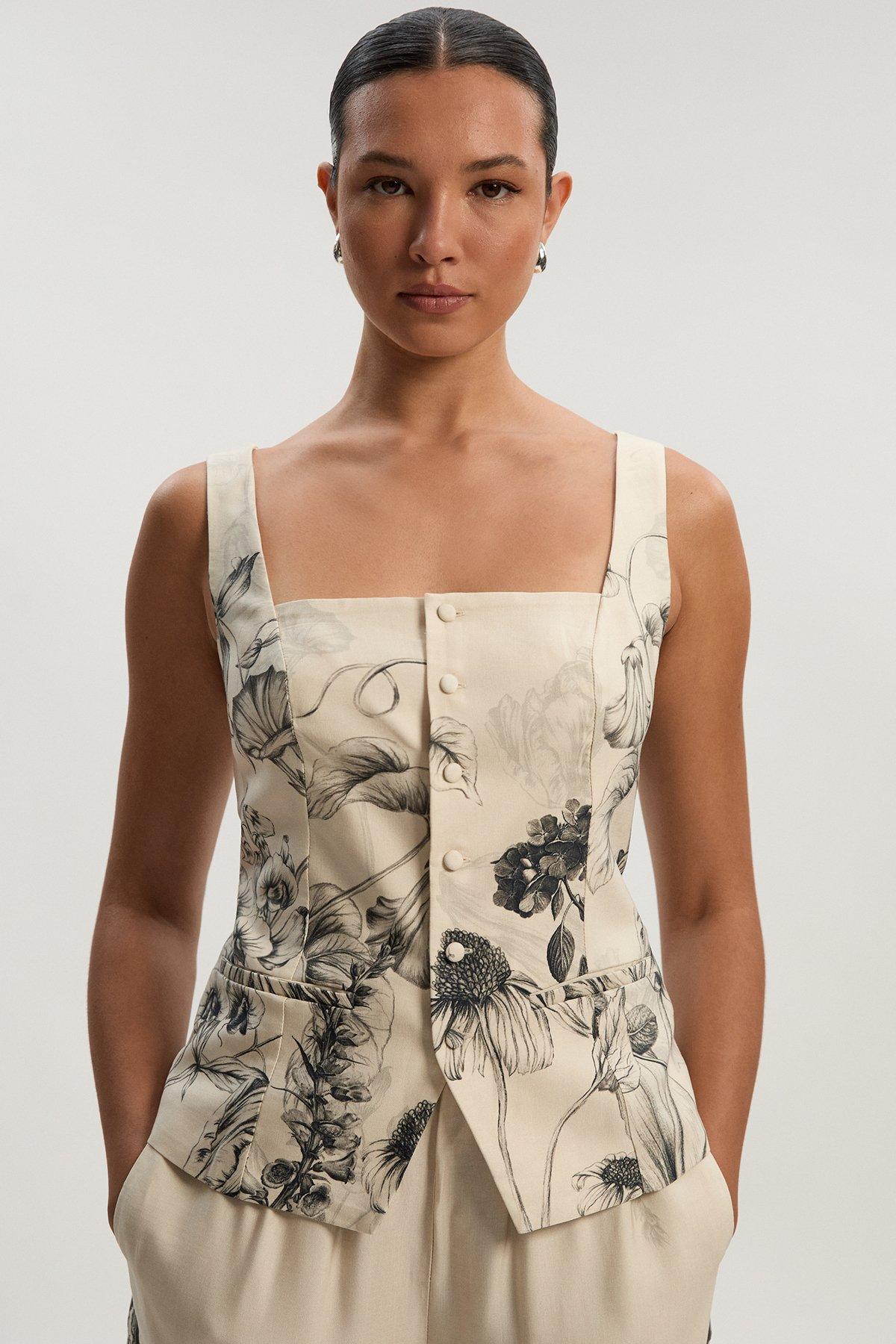 Viscose Linen Scenic Placed Print Strappy Top - Mono