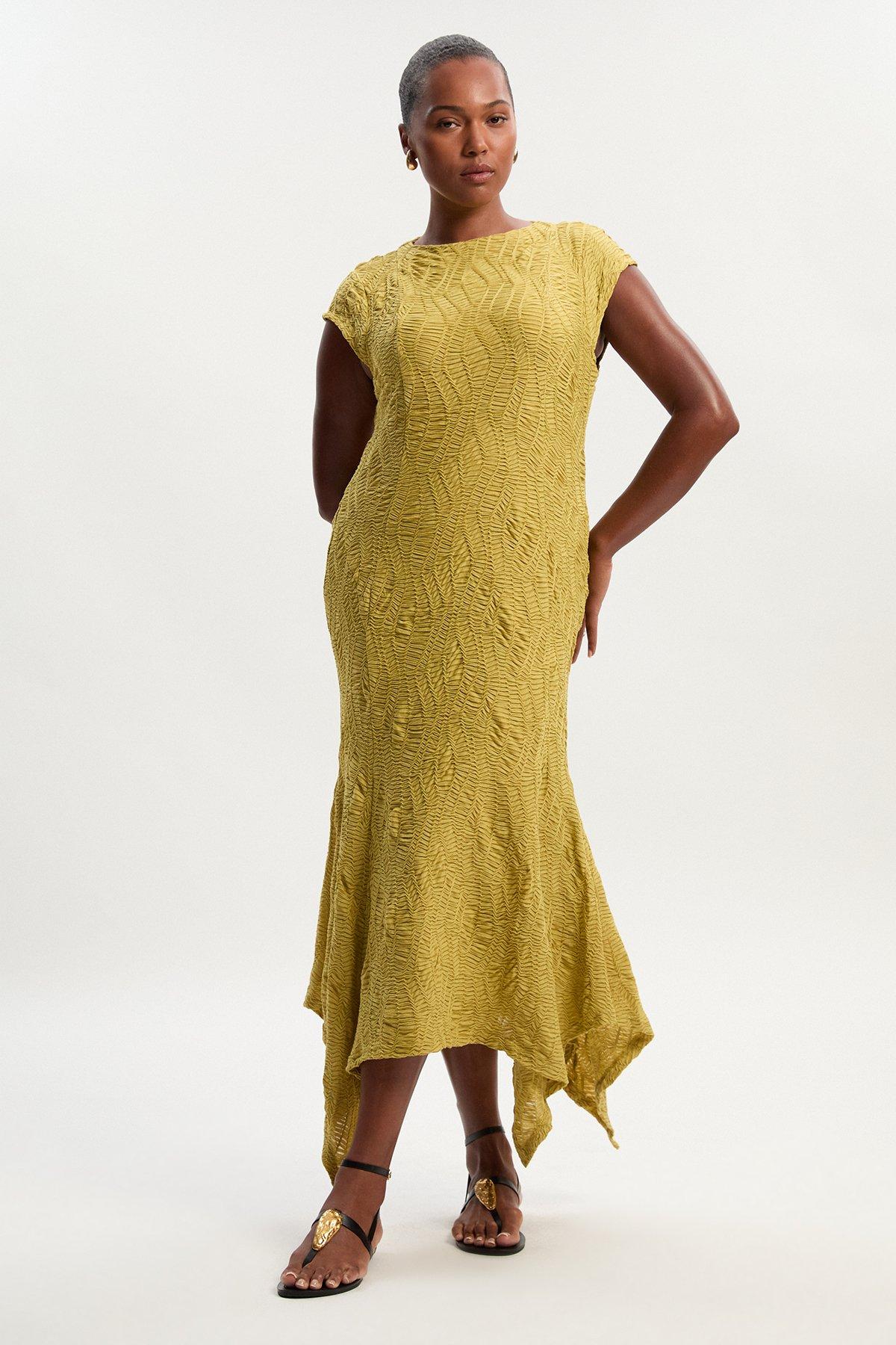 Plus Size Textured Hanky Hem Short Sleeve Trim Detail Jersey Maxi Dress - Chartreuse