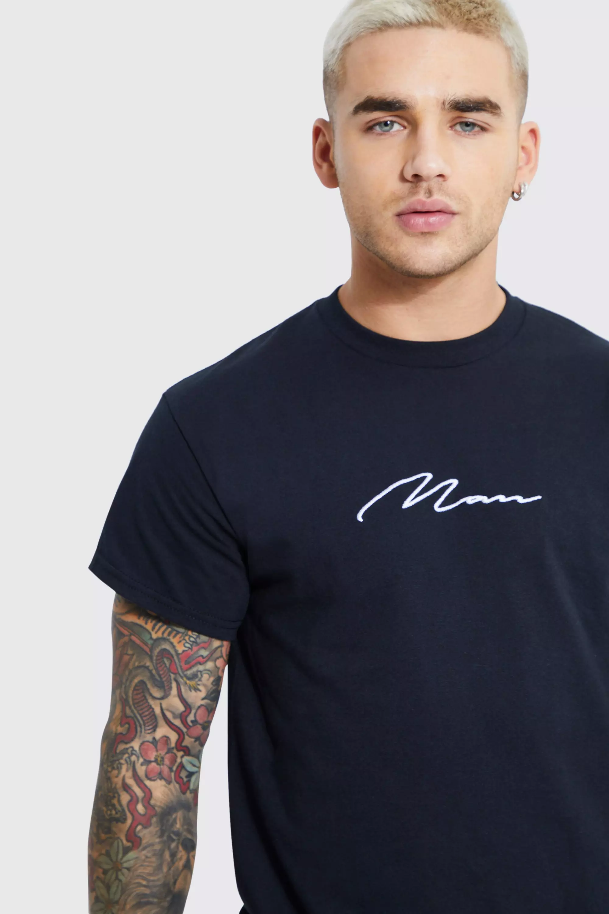 Man Signature Embroidered T shirt