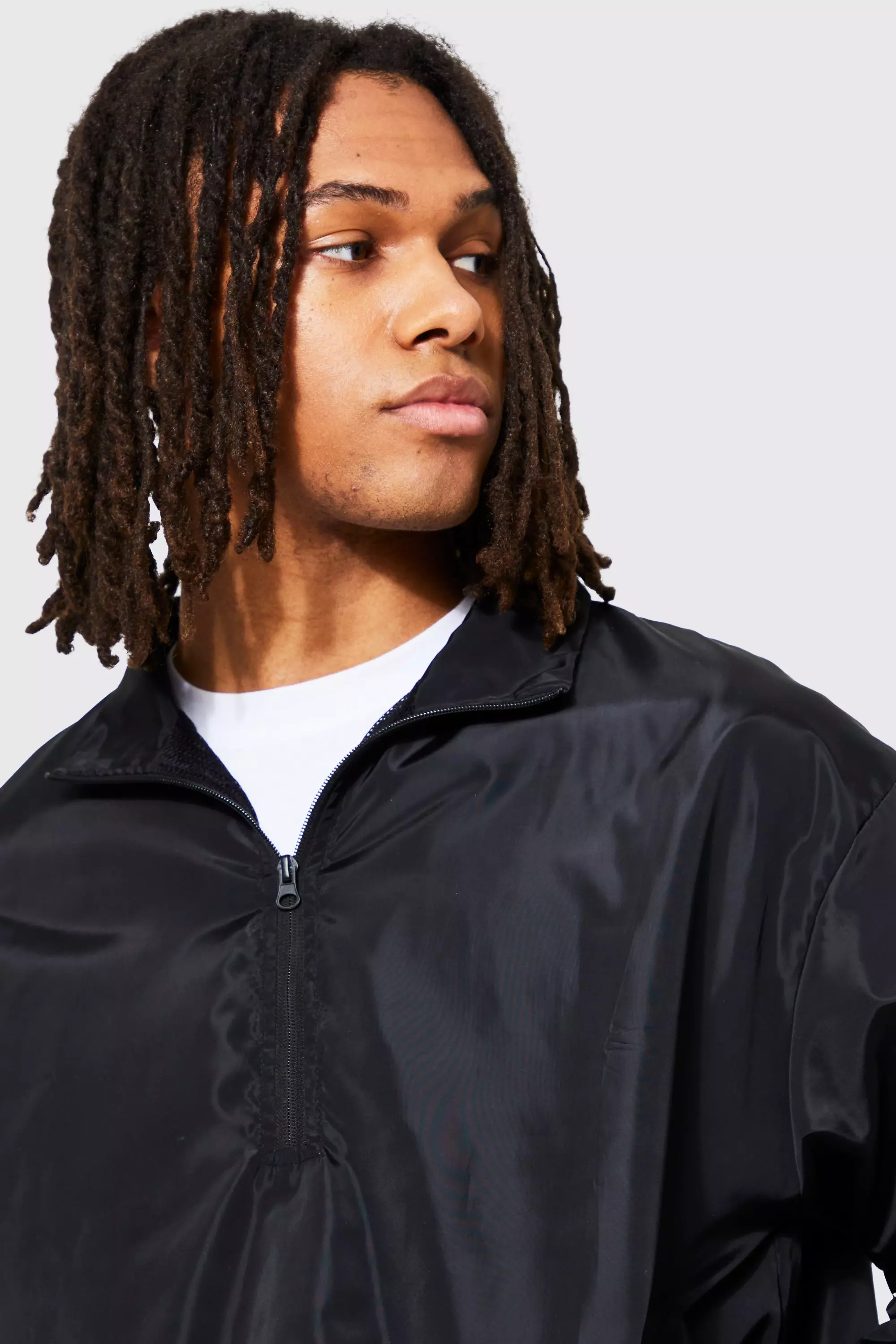 Black oversized outlet windbreaker