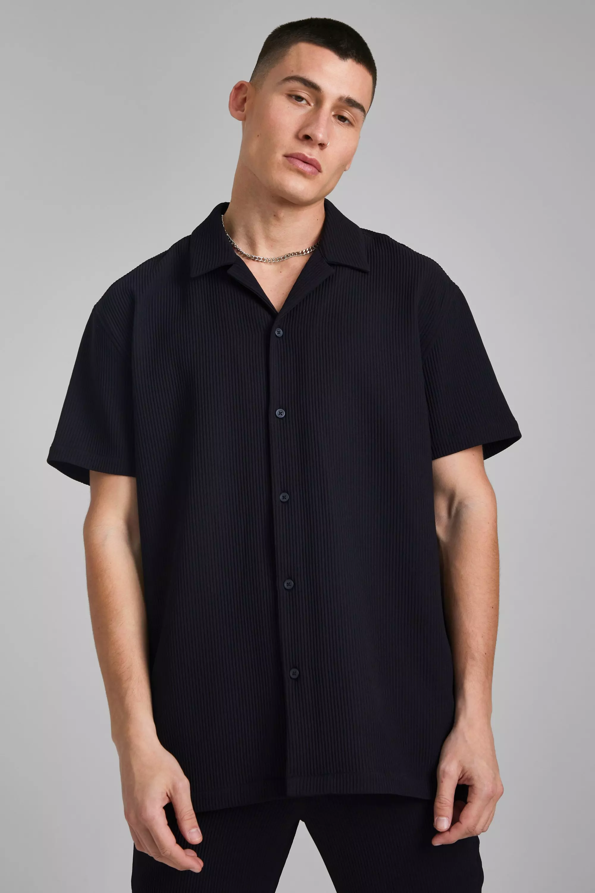 Pleated Shirt - Black