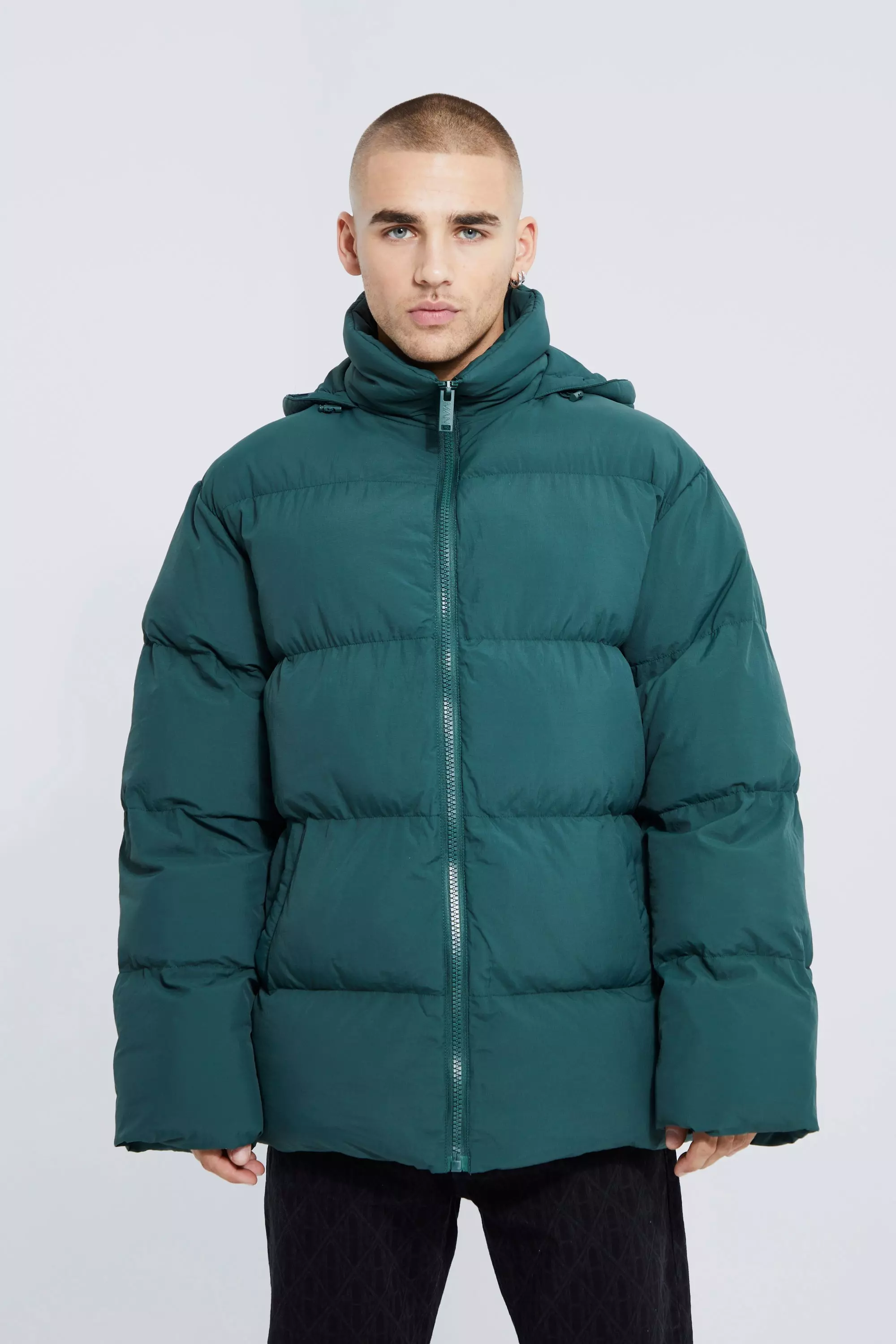 Oversized sleeve best sale hooded puffer jacket