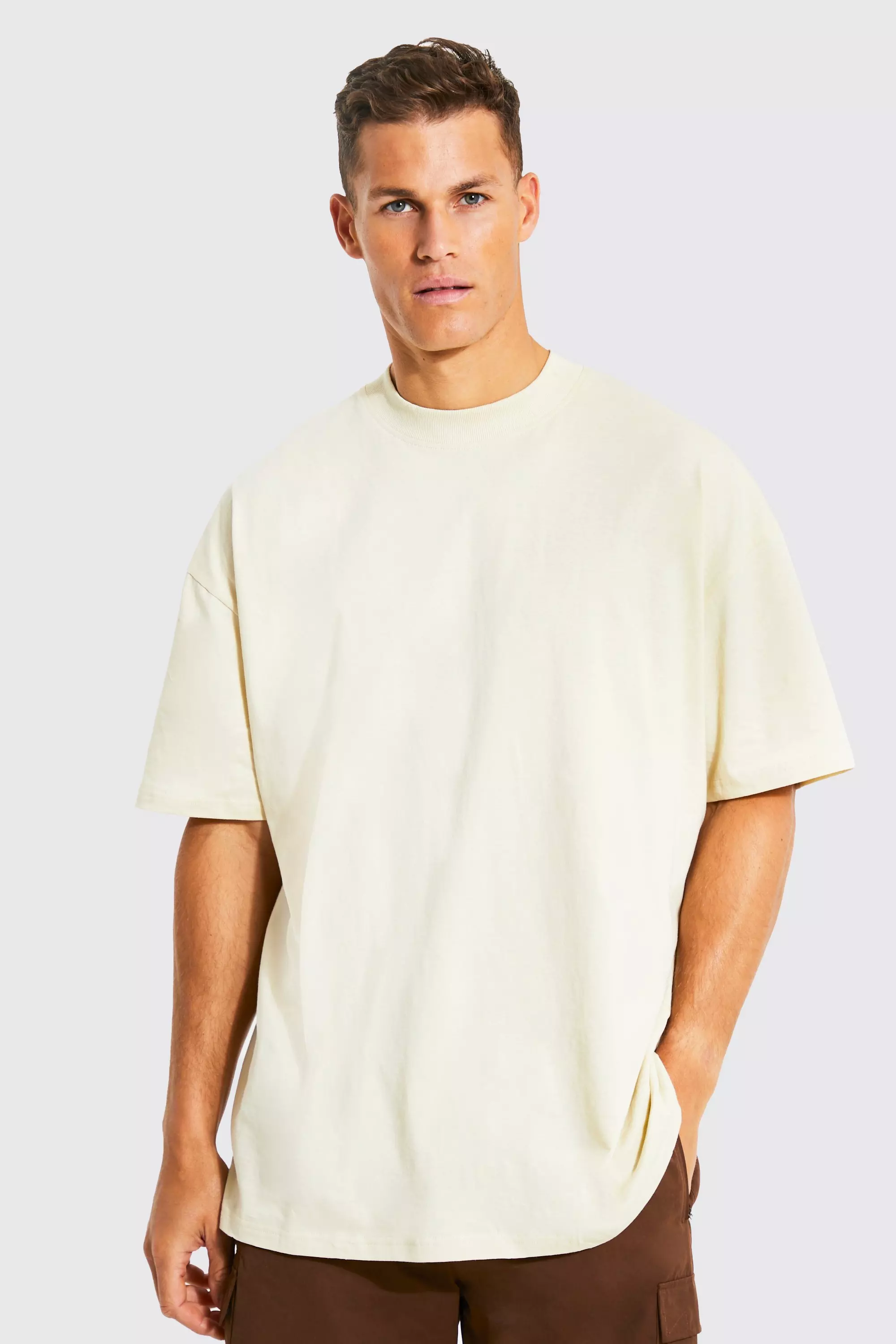 Essential Oversized Pocket T-Shirt - White | Destructive