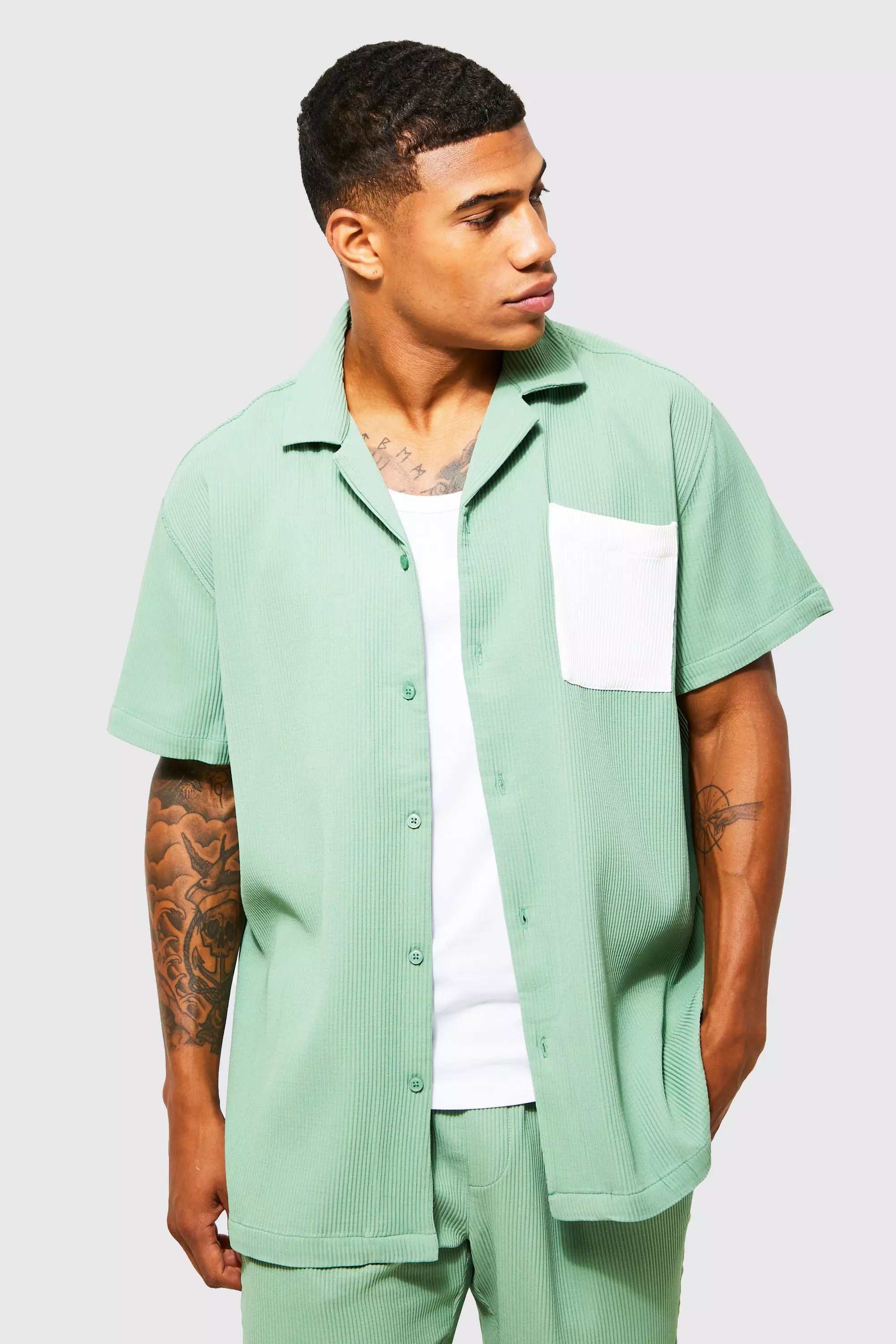 Oversized Short Sleeve Colour Block Shirt | boohooMAN USA