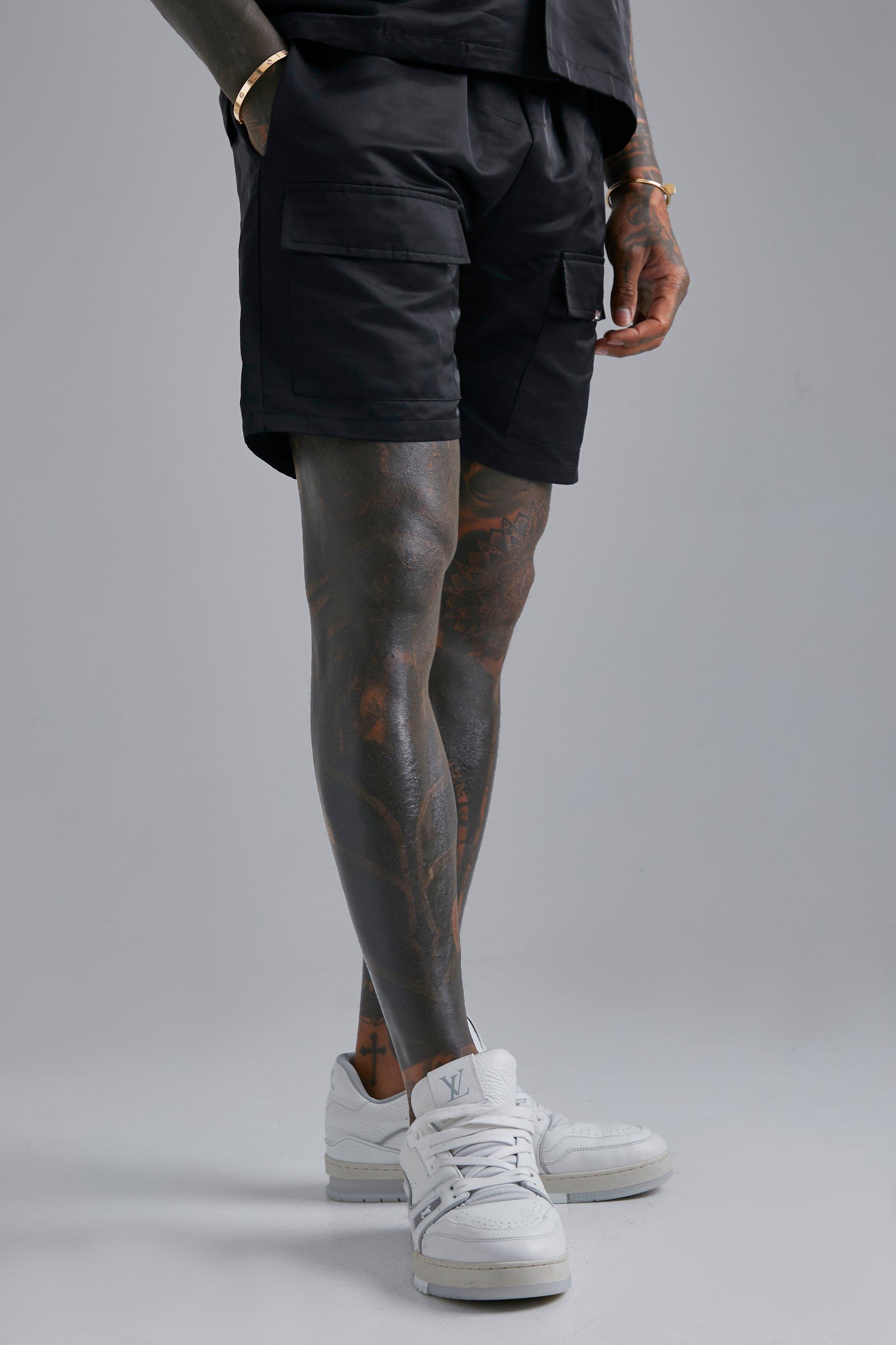 Mens Black Relaxed Cargo Pocket Short, Black