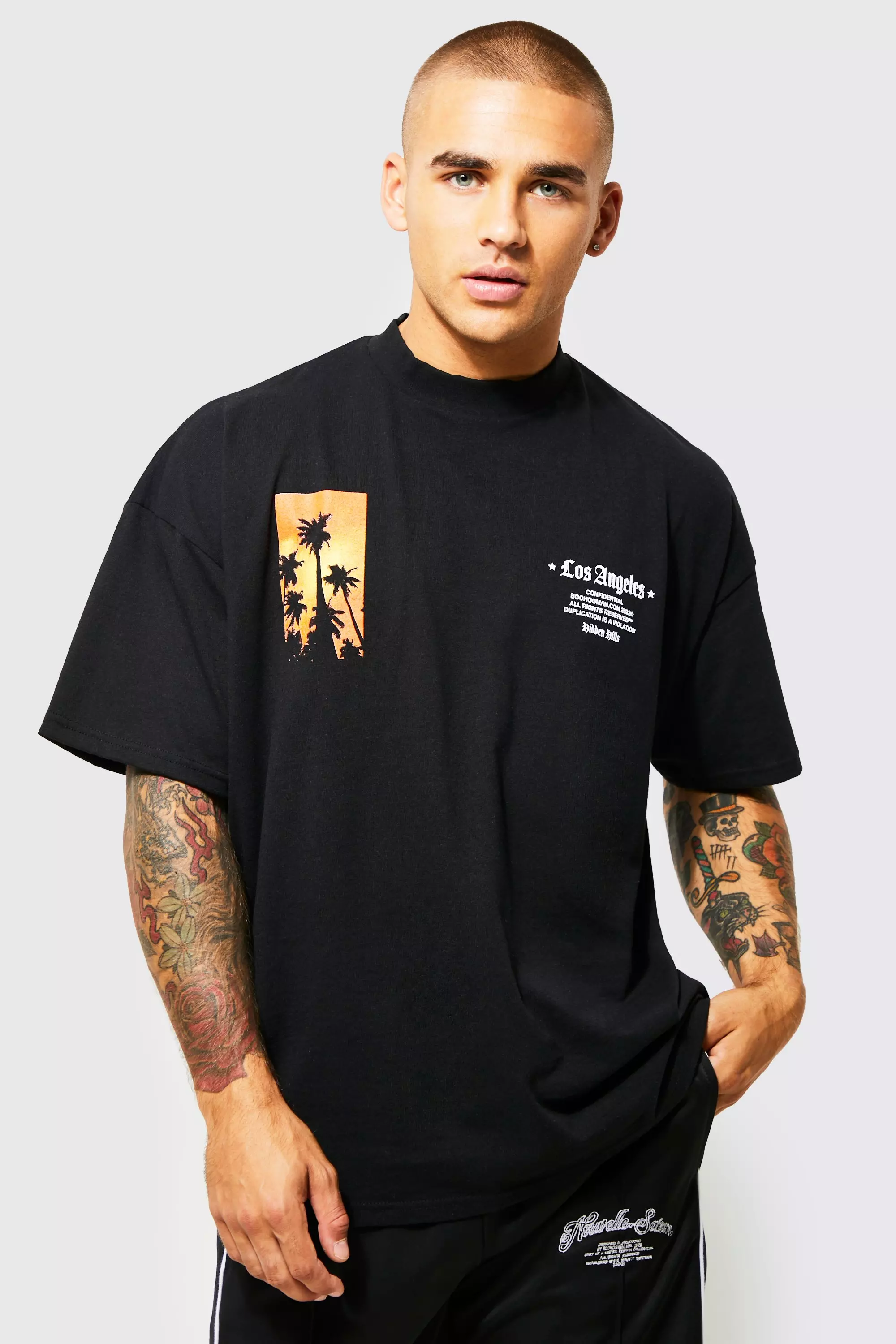 Oversized Los Angeles Extended Neck T-shirt