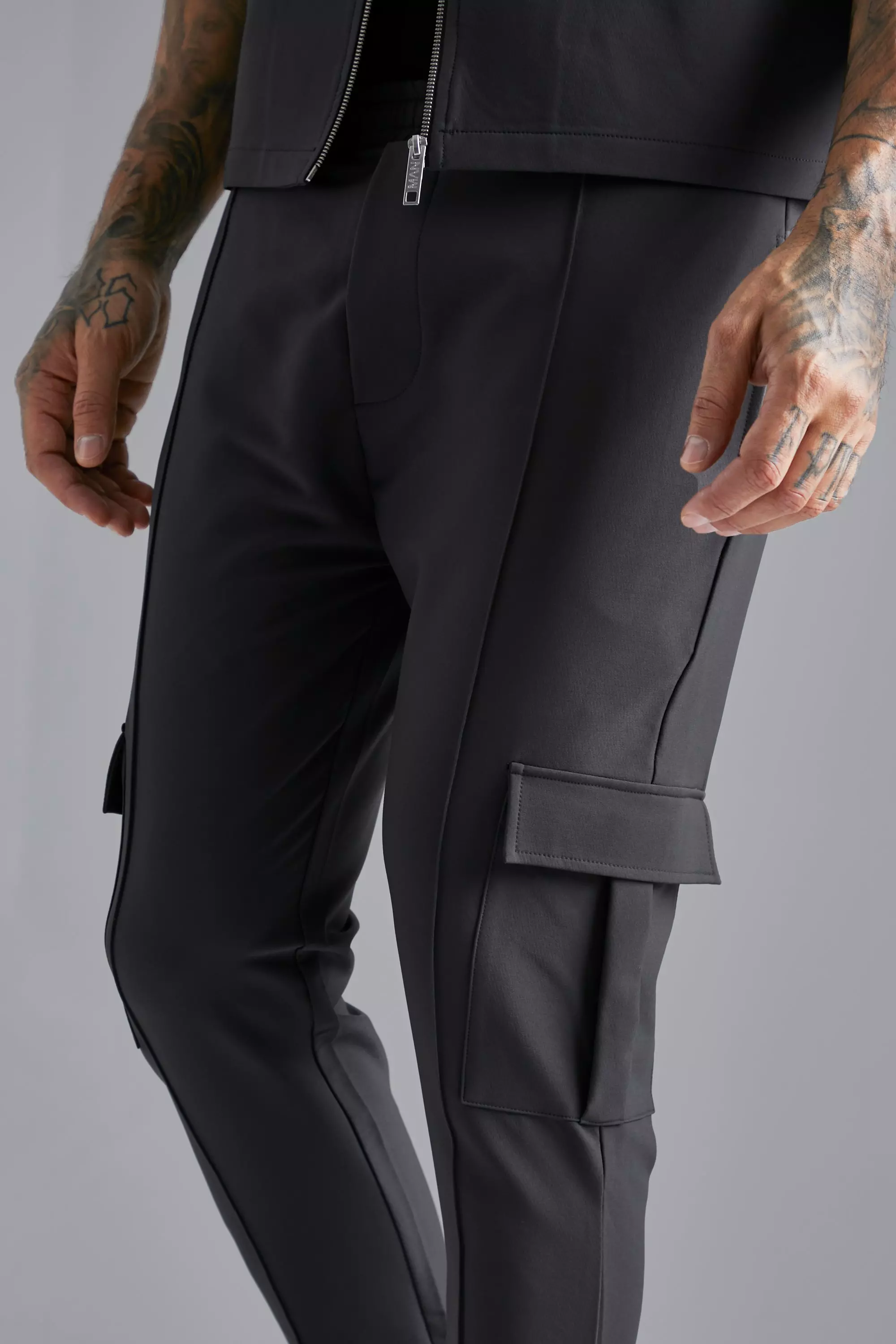 Elastic Waist Skinny Techincal Stretch Cargo | boohooMAN USA