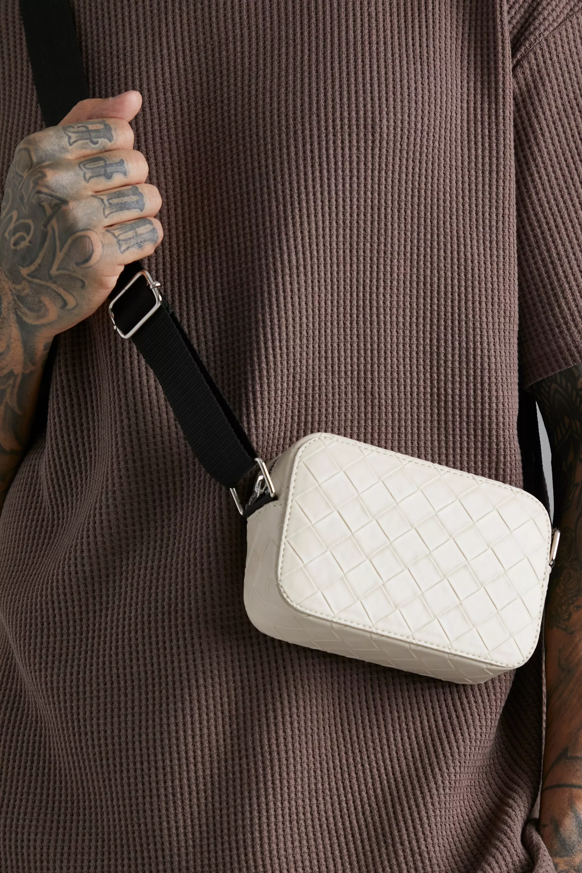 Men Quilted Detail Crossbody Bag