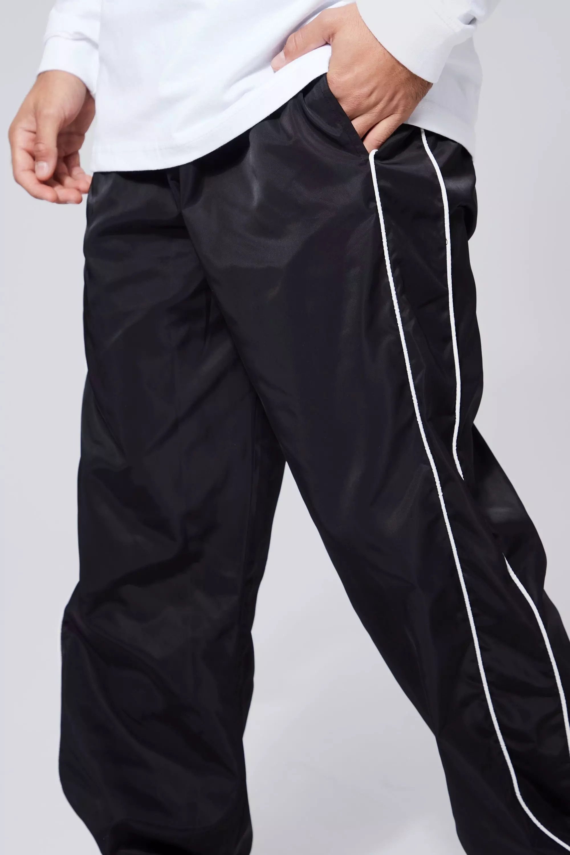 Elastic Waist Relaxed Fit Side Piping Trouser | boohooMAN USA
