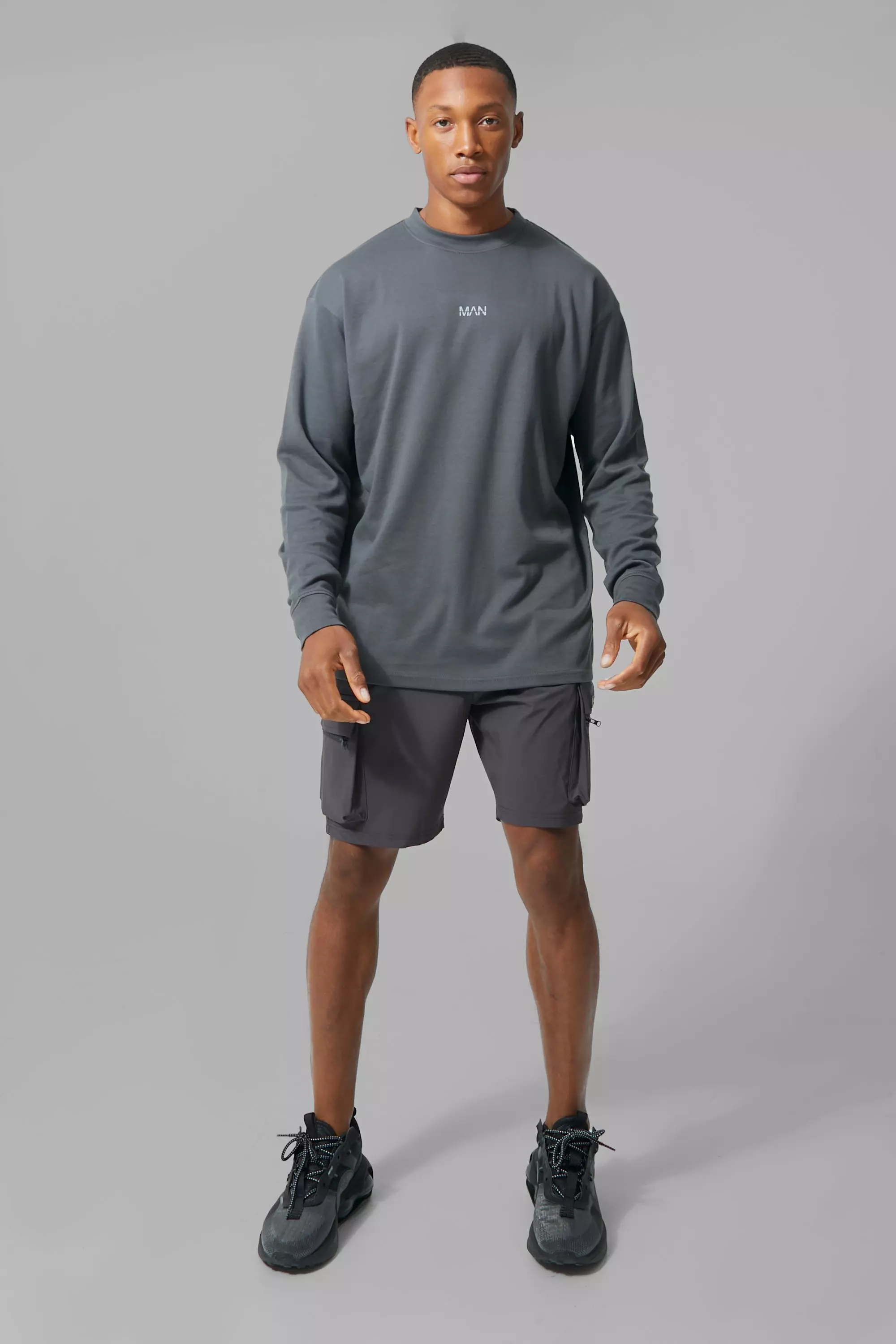 Man Active Oversized Long Sleeve T-shirt