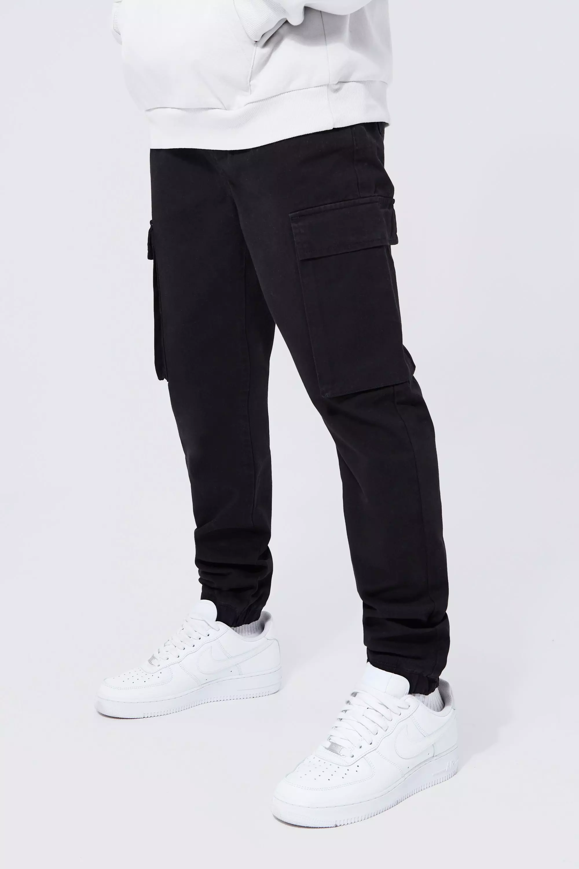 Utility pocket discount cargo jogger trouser