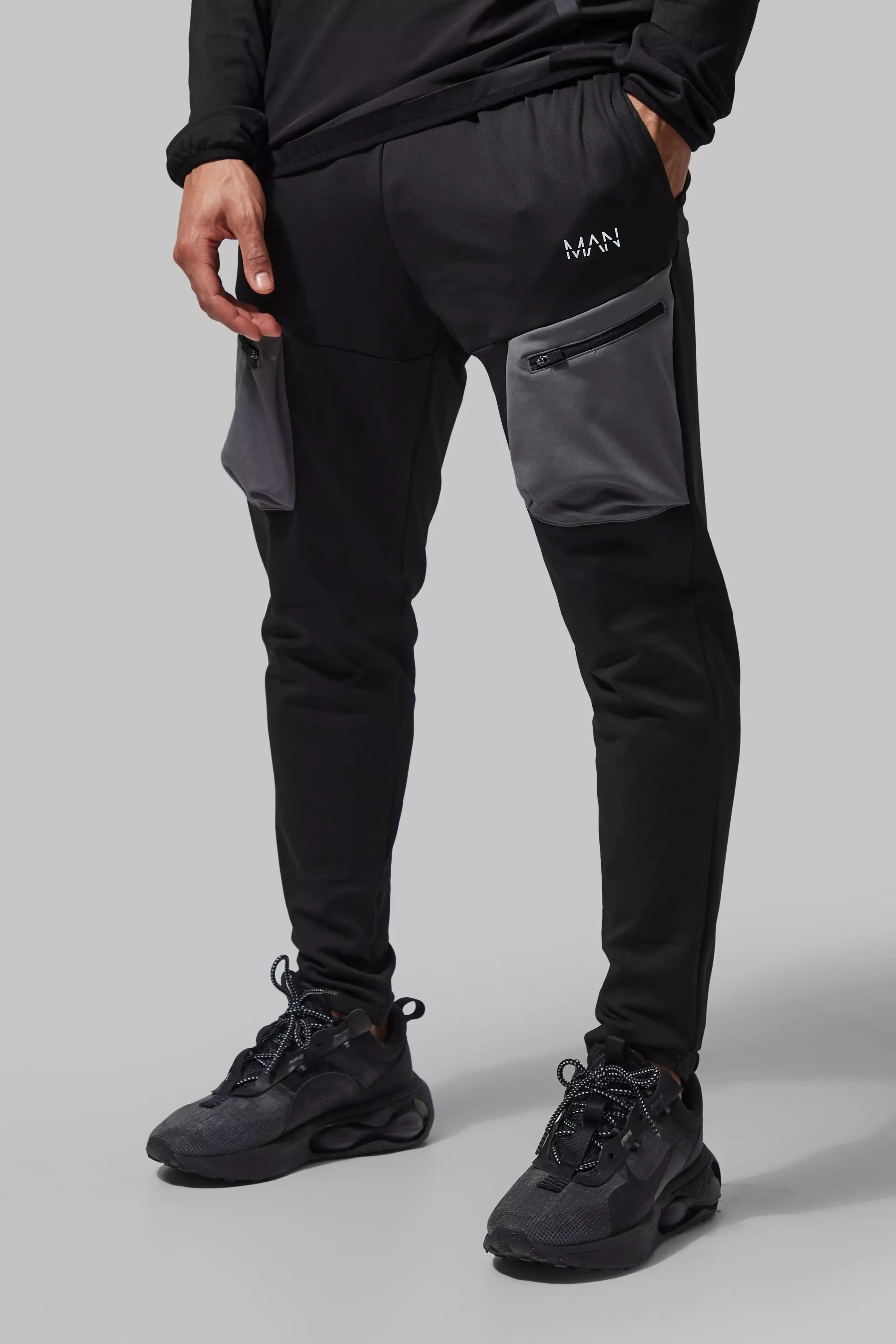 nicce cargo joggers