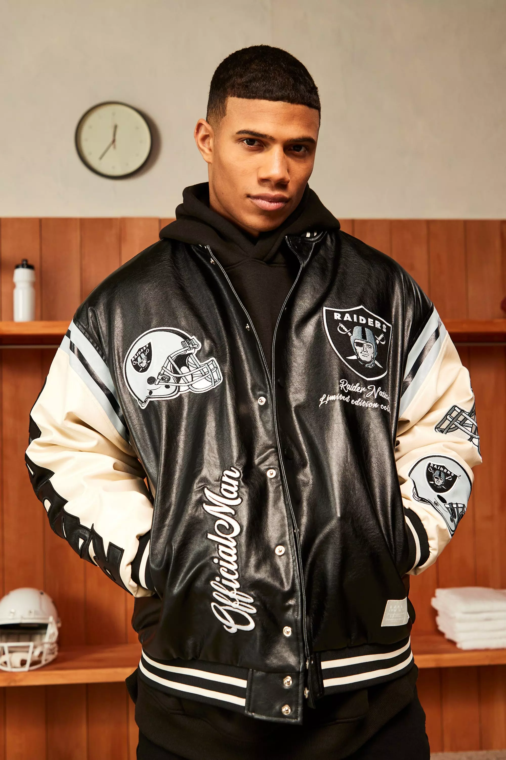 New Era NFL X ALPHA INDUSTRIES OAKLAND RAIDERS MA-1 BOMBER - Training  jacket - black 