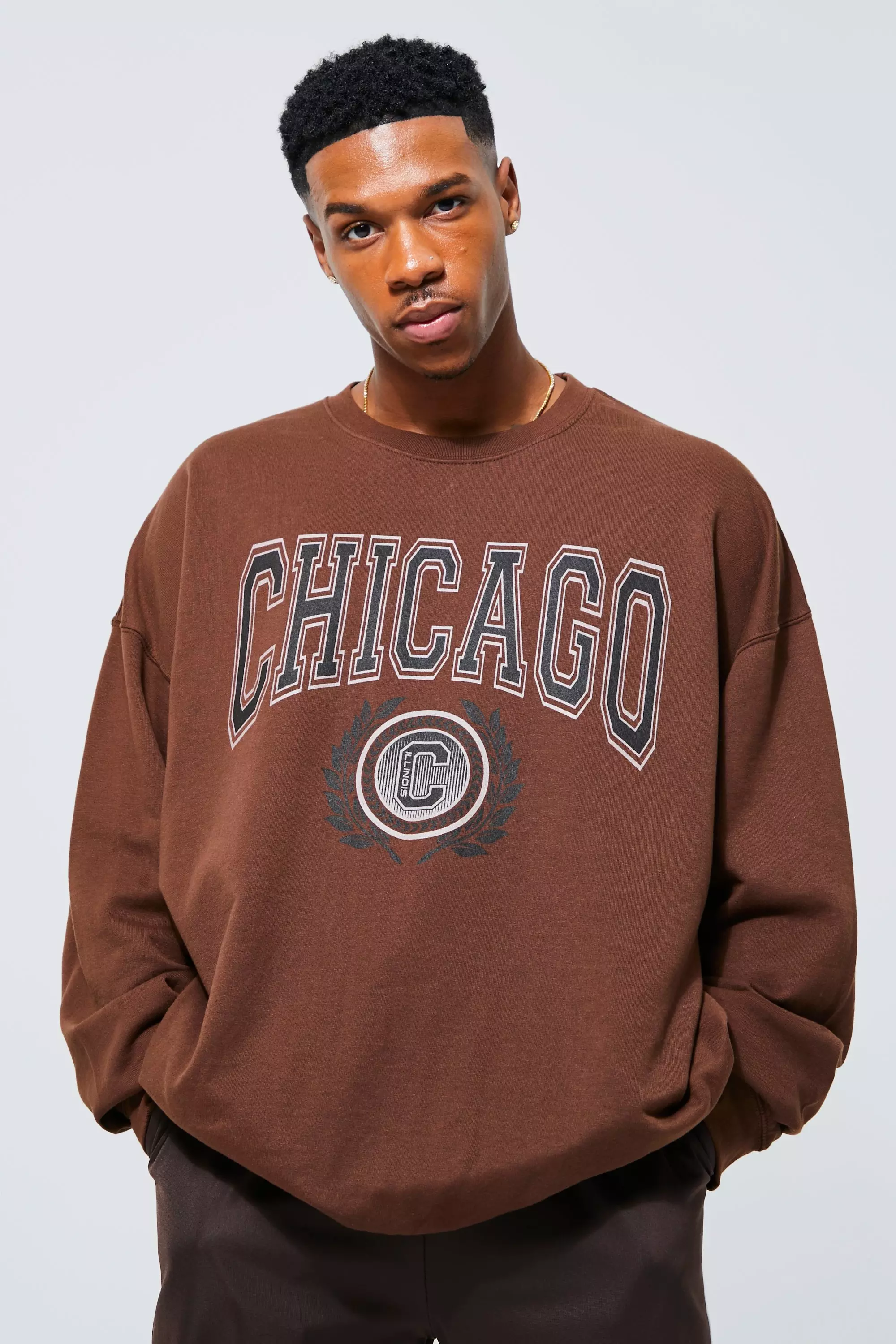 Boohoo Mens Oversized Chicago Varsity Sweatshirt - Beige