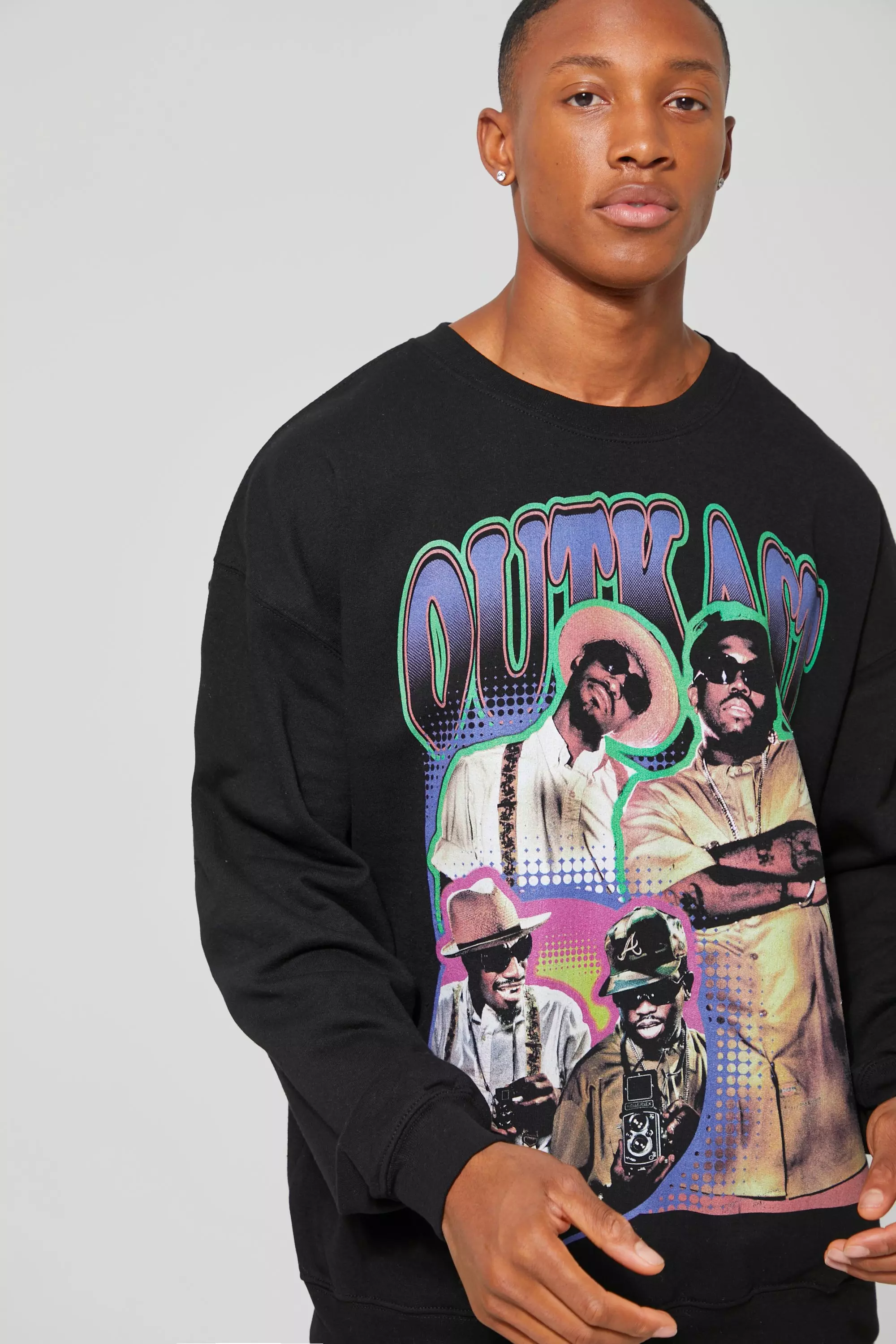 Oversized Vintage Outkast License Sweatshirt | boohooMAN UK