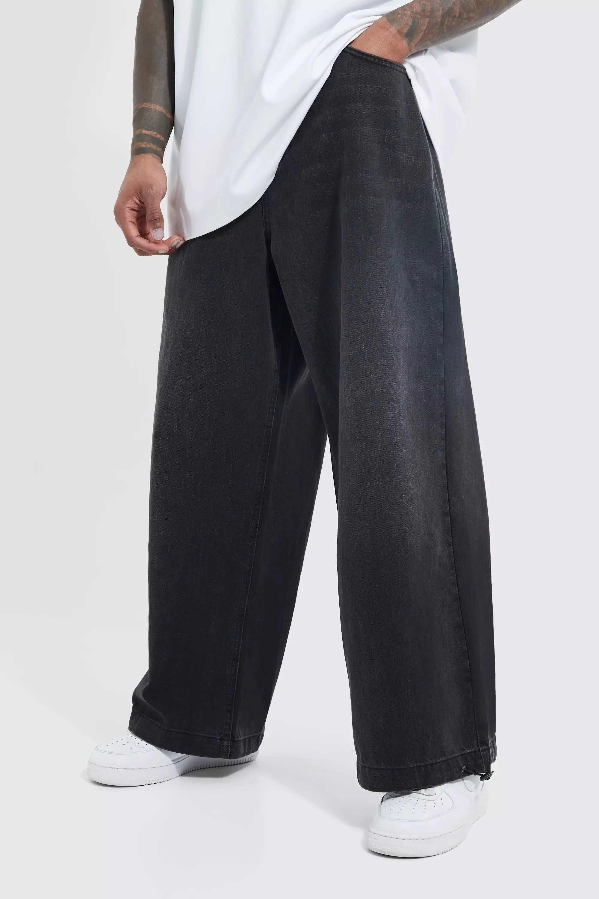 Express  Super High Waisted Black Baggy Wide Leg Jeans in Pitch